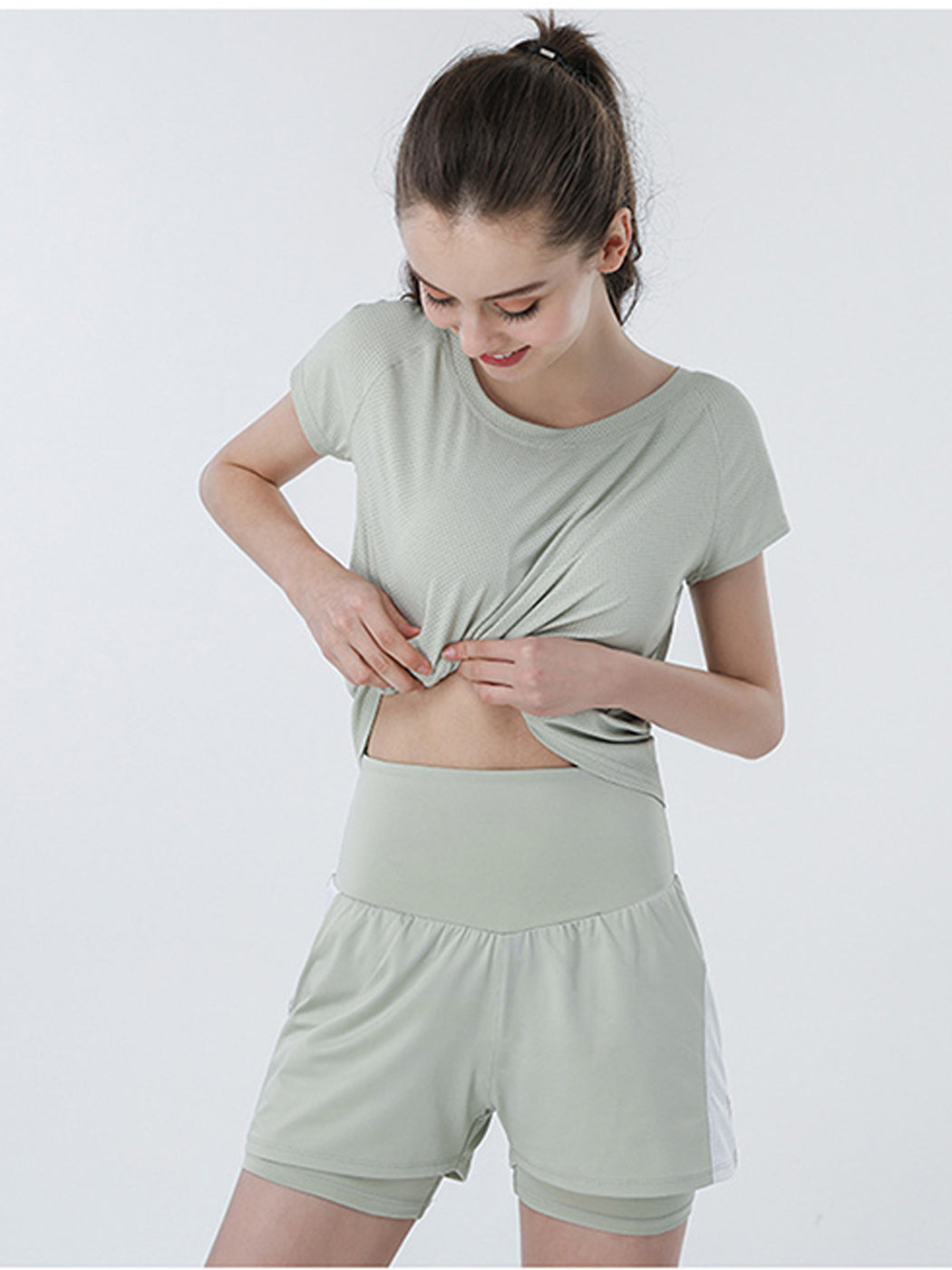 Conjunto corto de yoga para fitness informal y transpirable