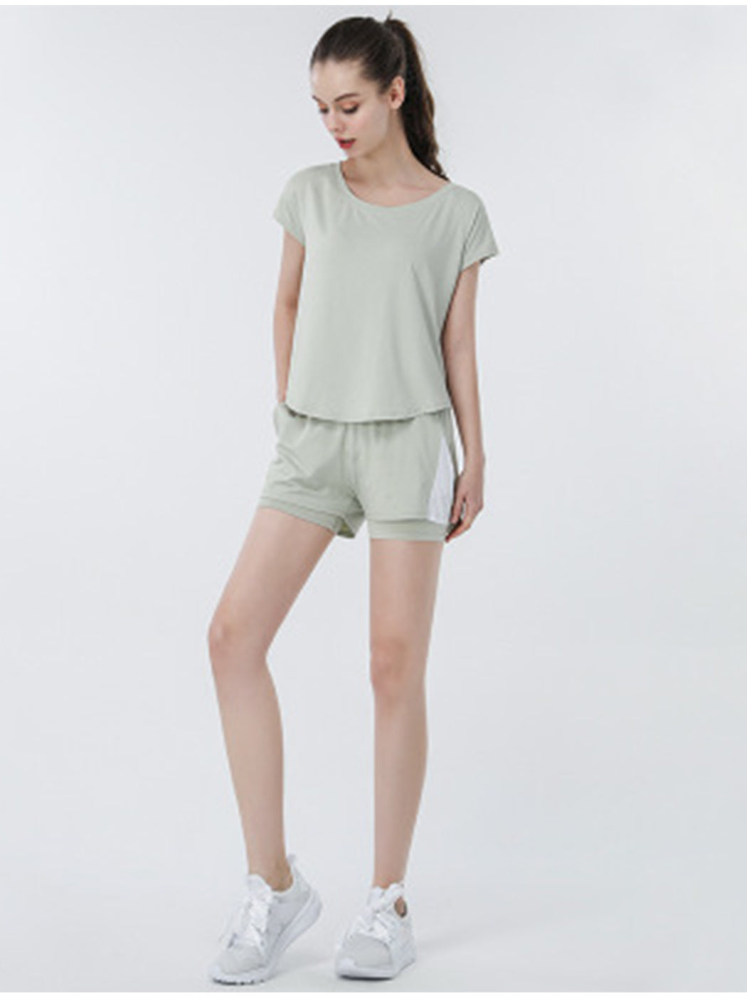 Conjunto corto de yoga para fitness informal y transpirable