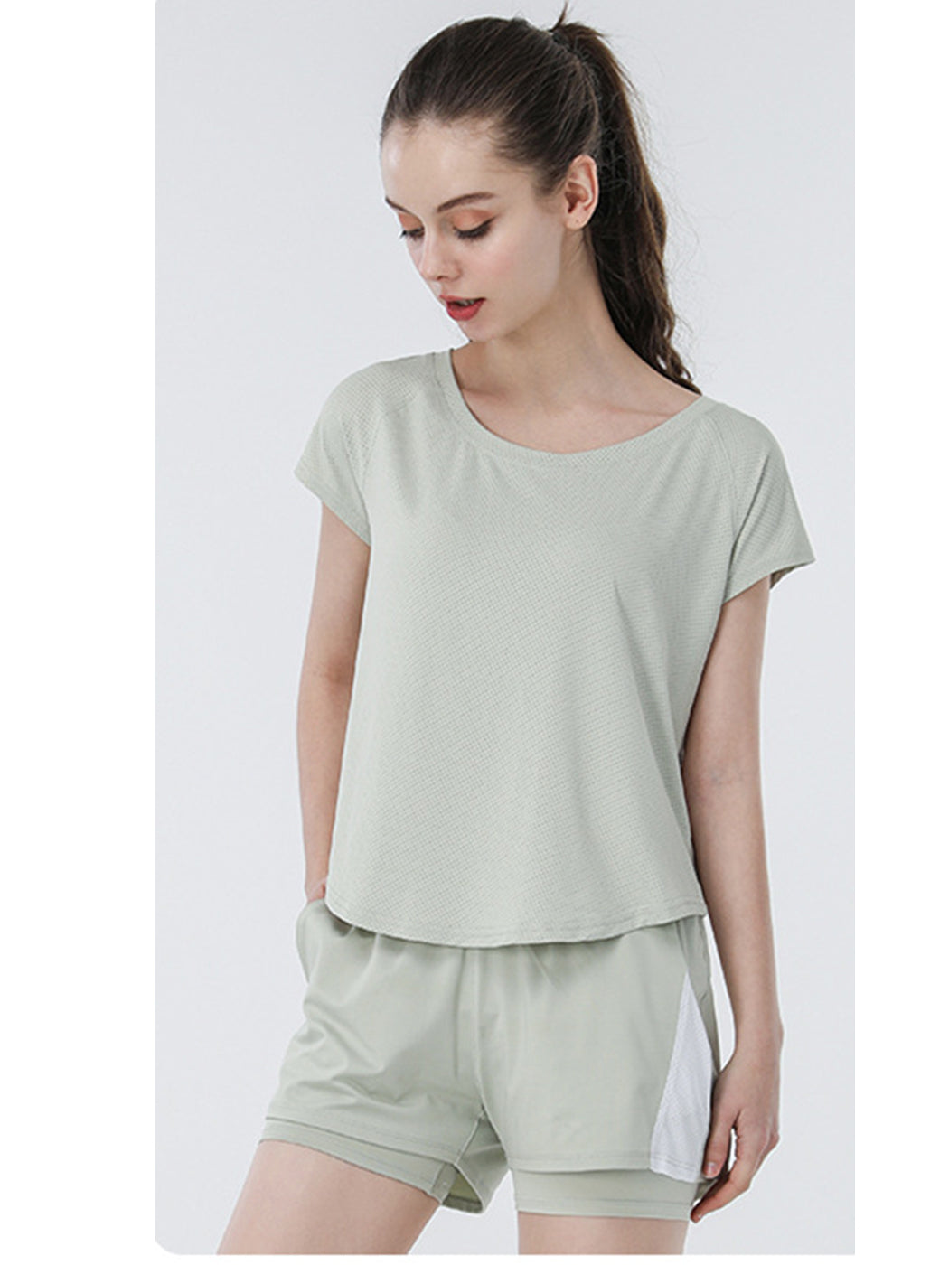 Conjunto corto de yoga para fitness informal y transpirable