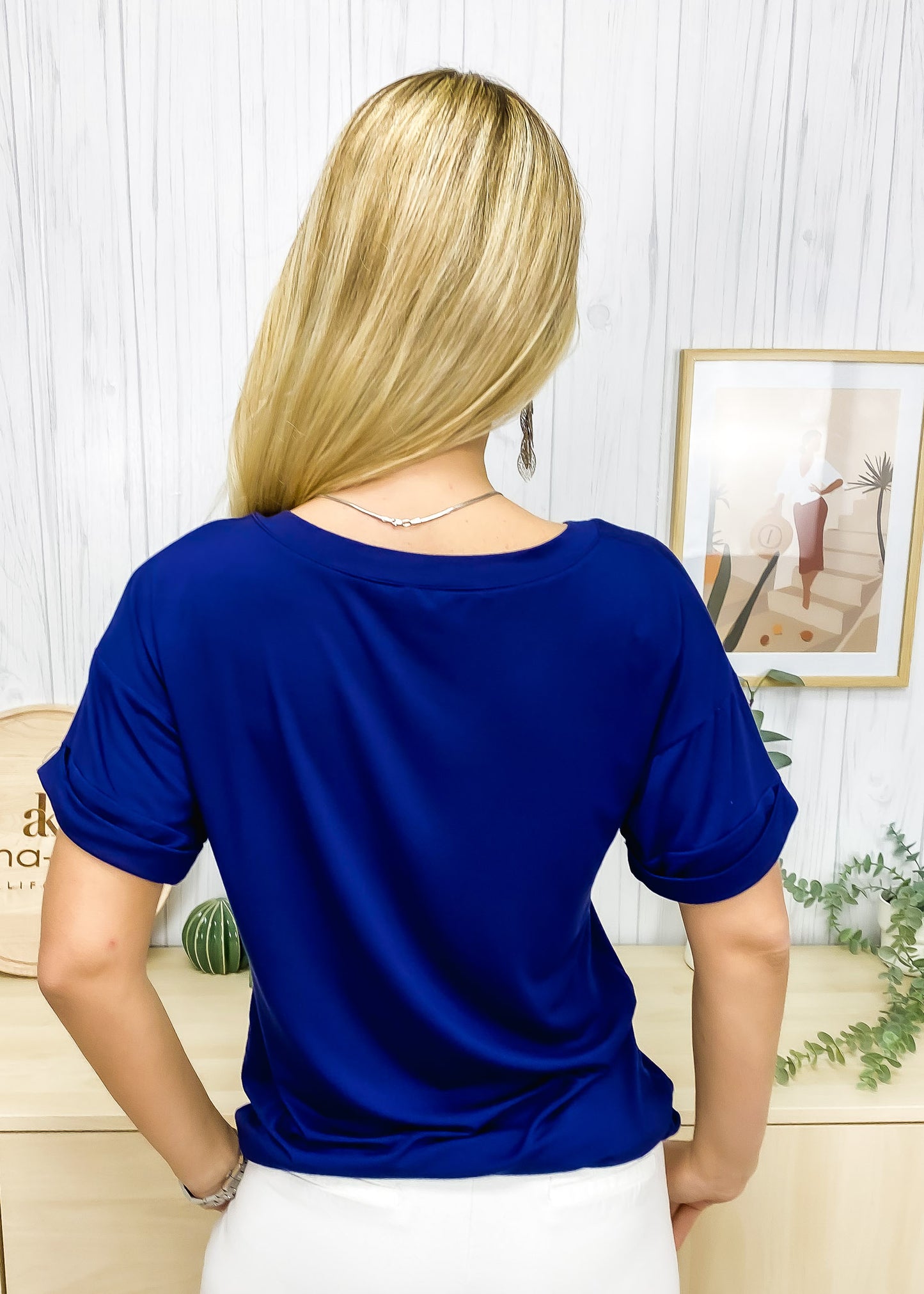 Camiseta suelta con puños