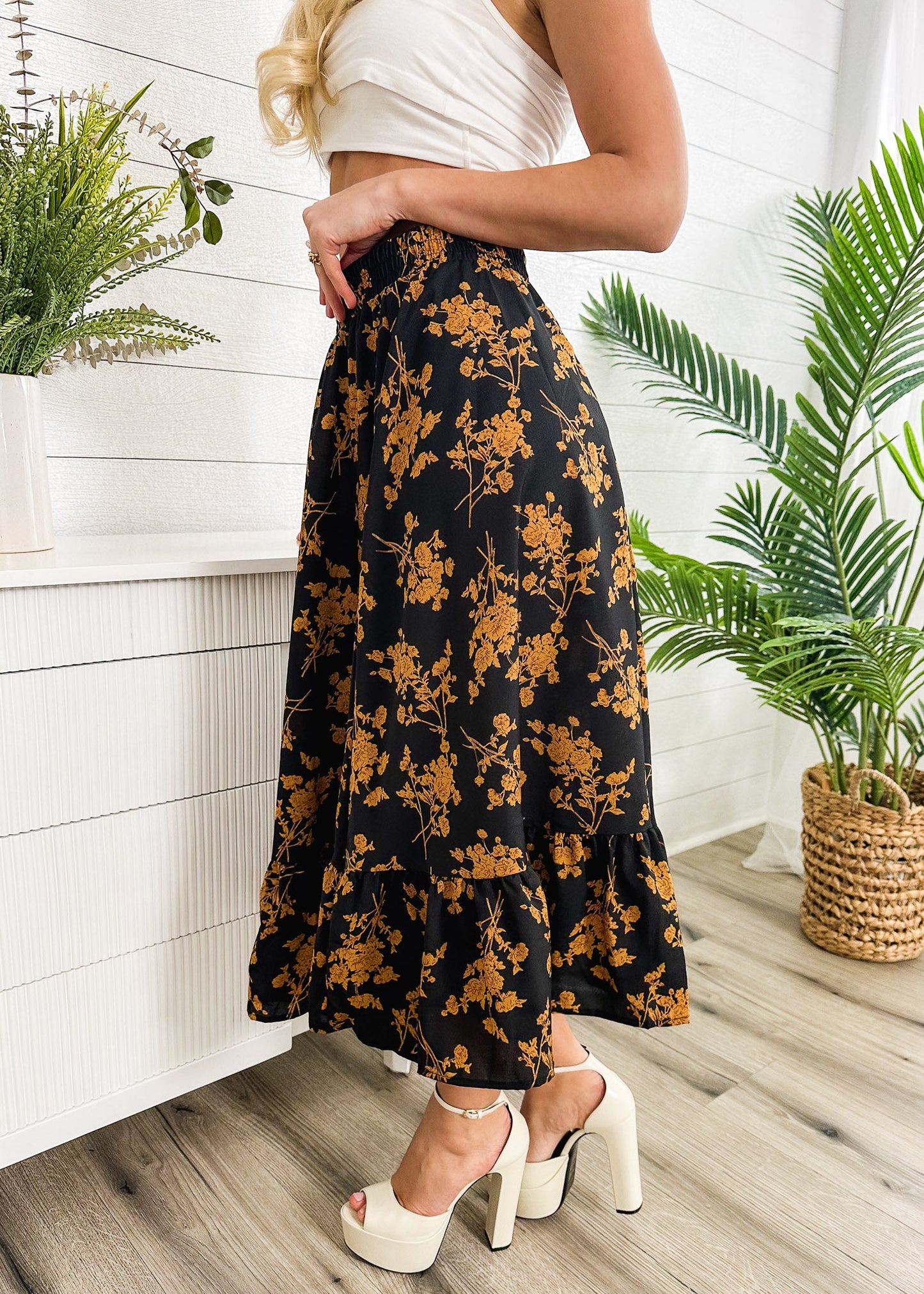 Gartered Floral Print Midi Skirt