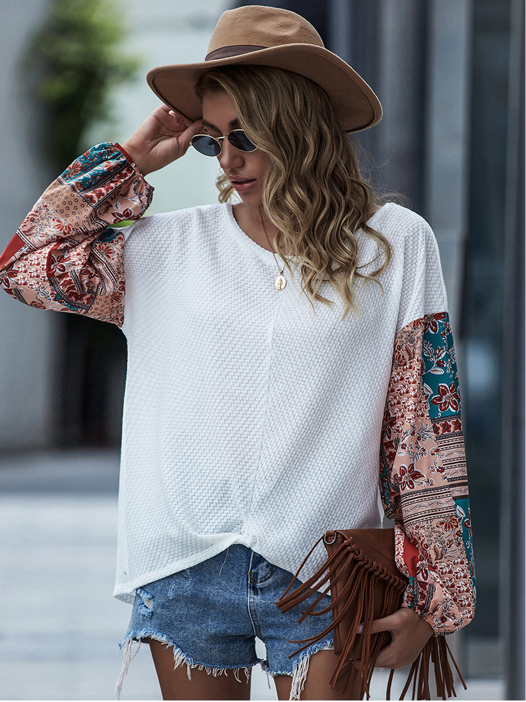 Jersey con mangas abullonadas y estampado paisley