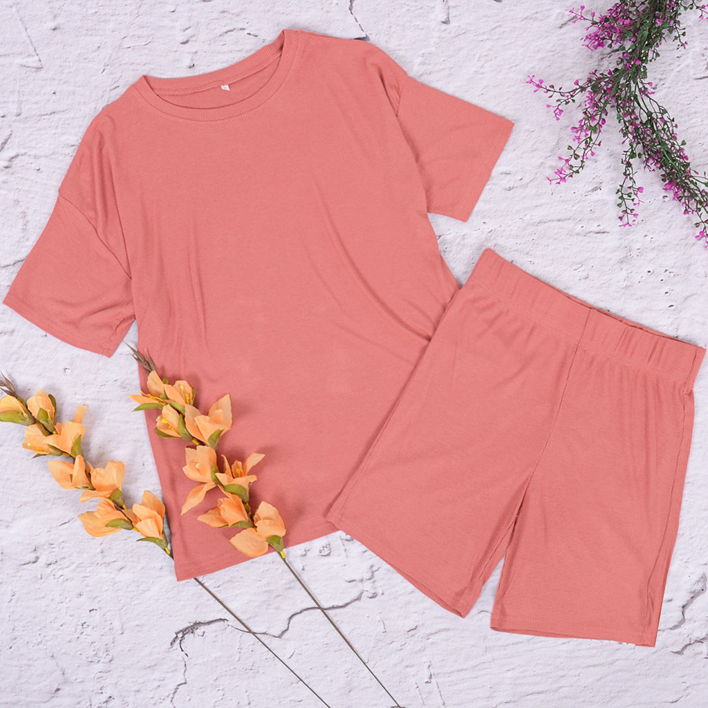 Conjunto de camiseta y pantalones cortos de ciclista de color liso