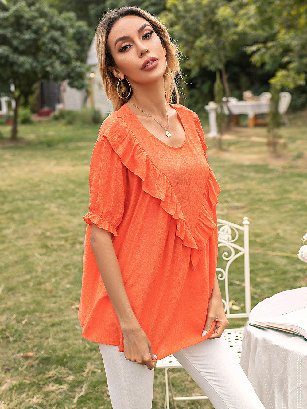 Blusa túnica con vuelo y escote en V
