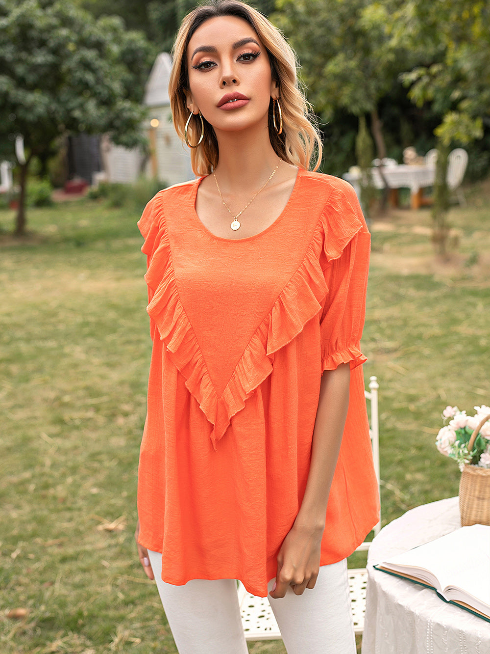 Blusa túnica con vuelo y escote en V