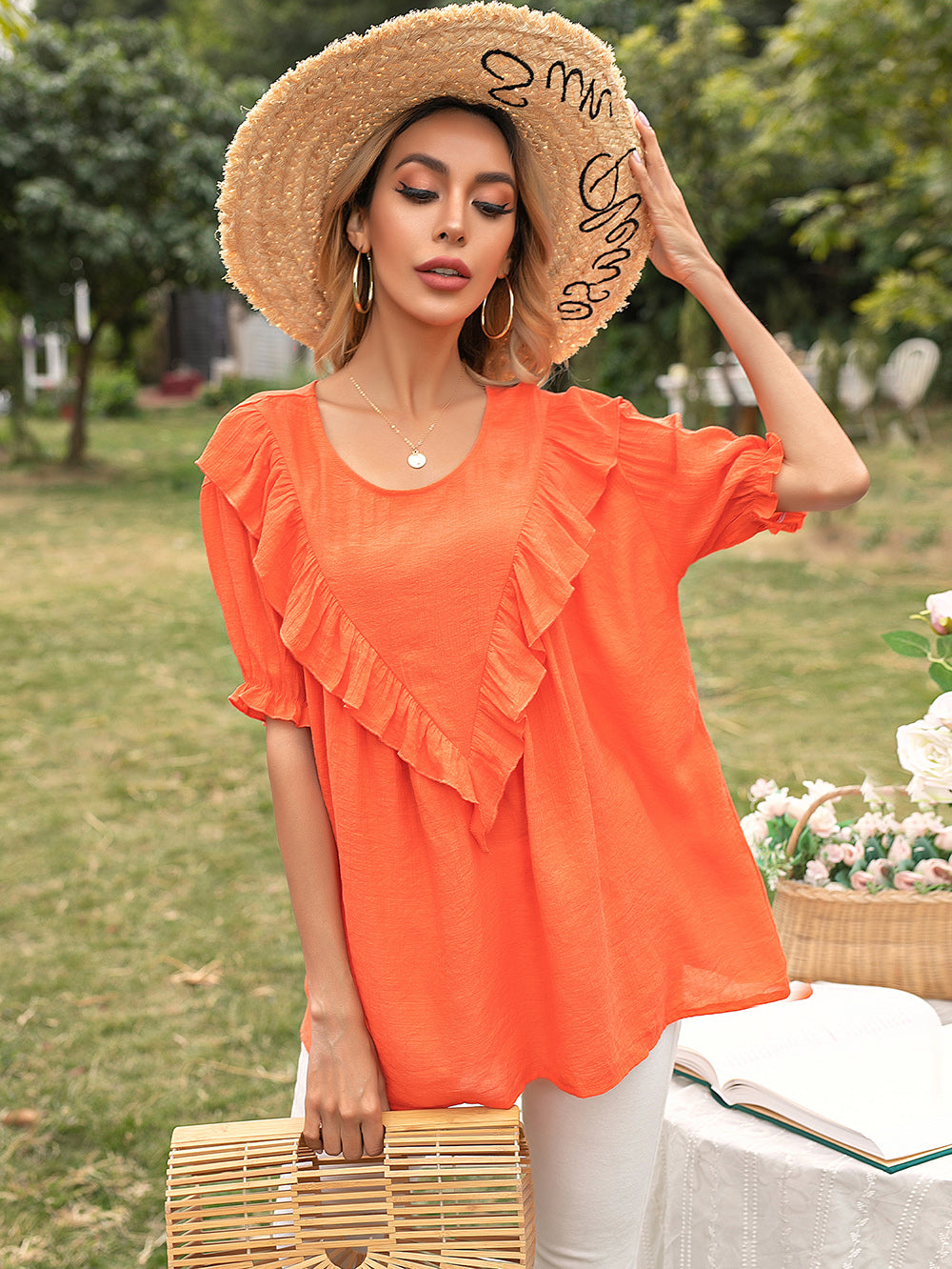 Blusa túnica con vuelo y escote en V