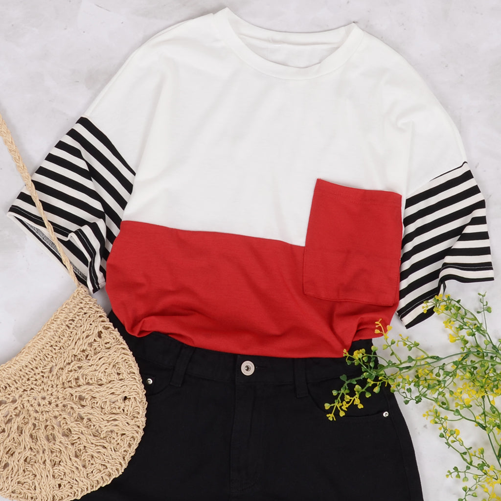 Camiseta de rayas con bloques de color