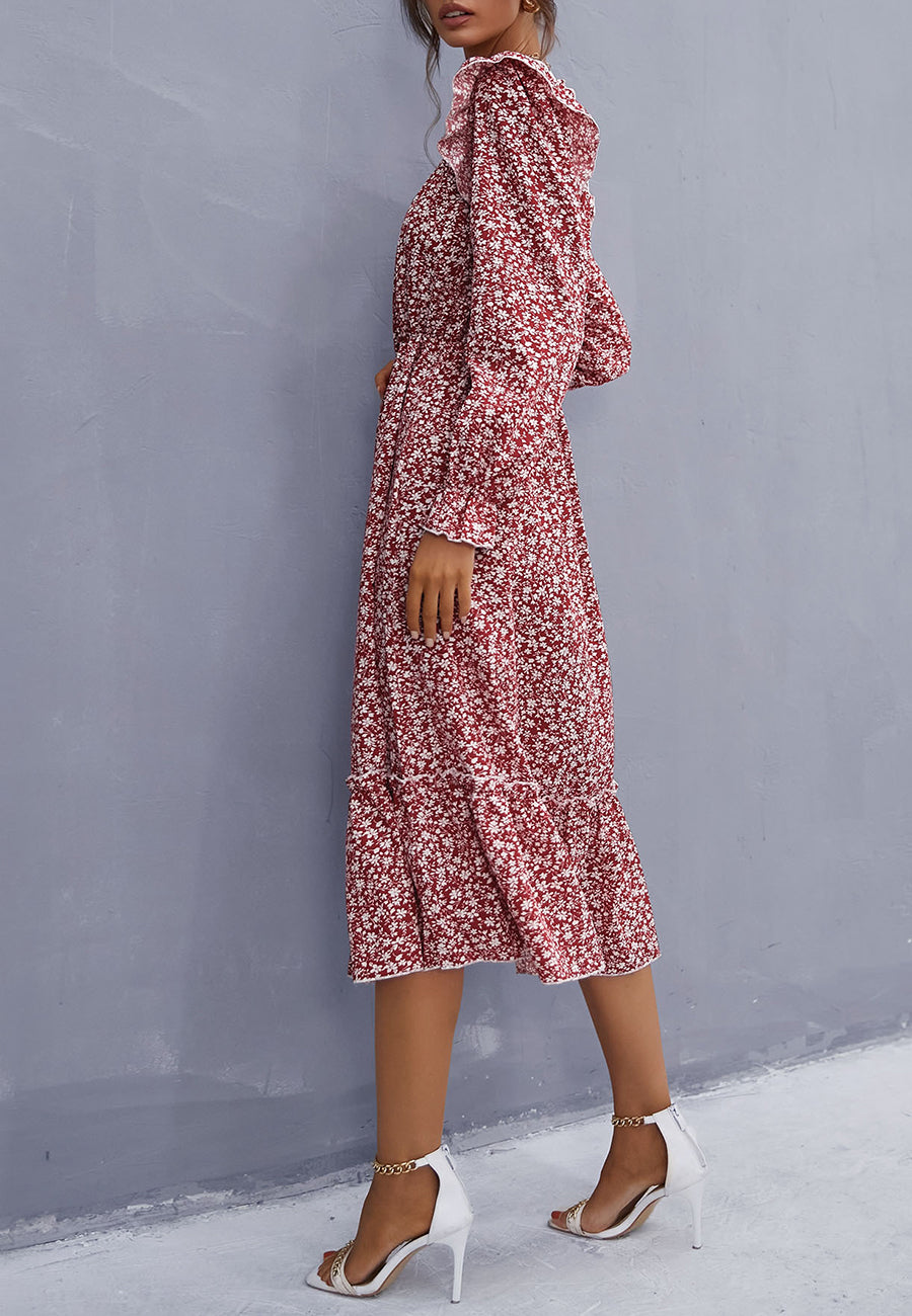 Vestido con volantes y escote cuadrado con flores