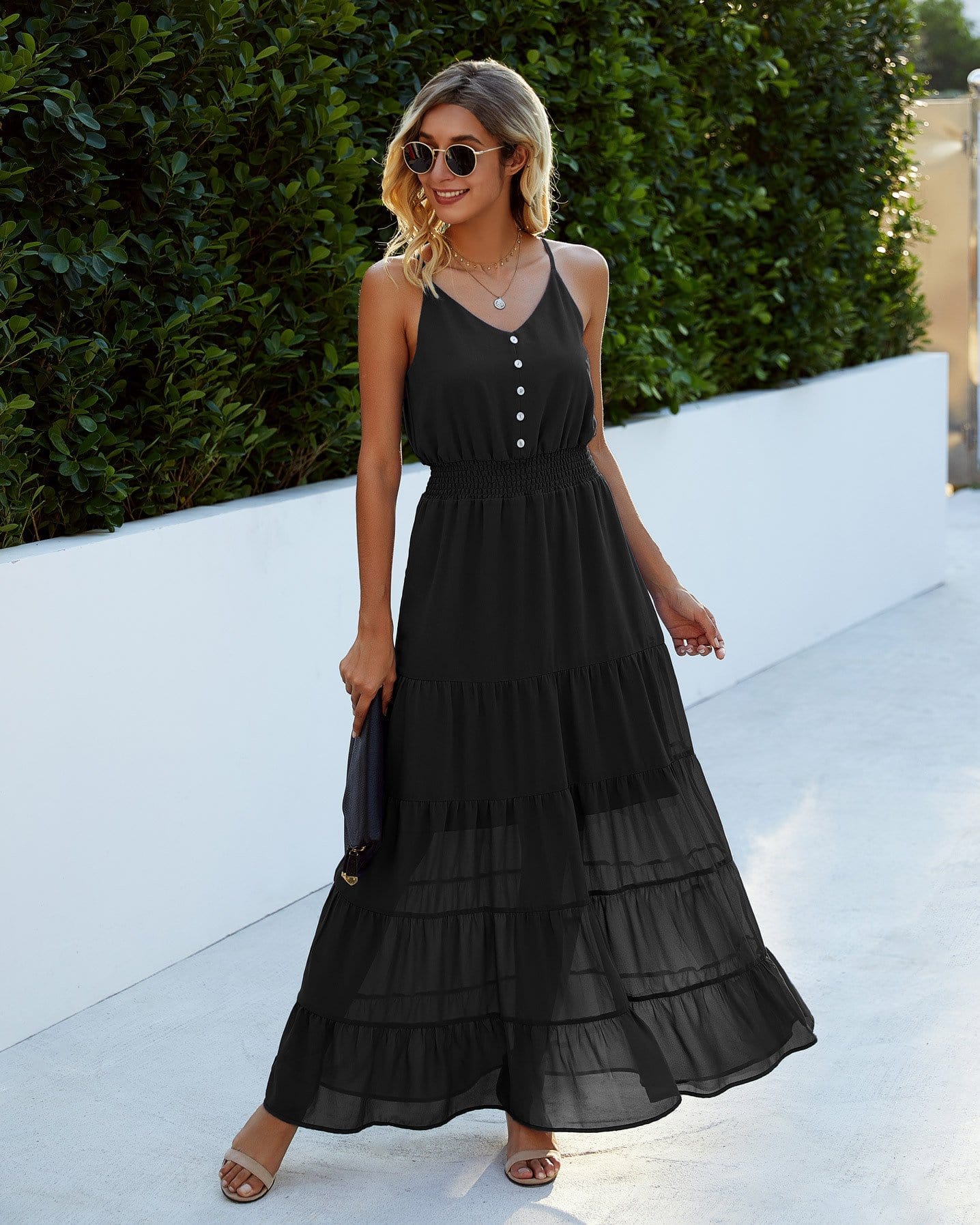 Vestido largo de verano transparente con capas