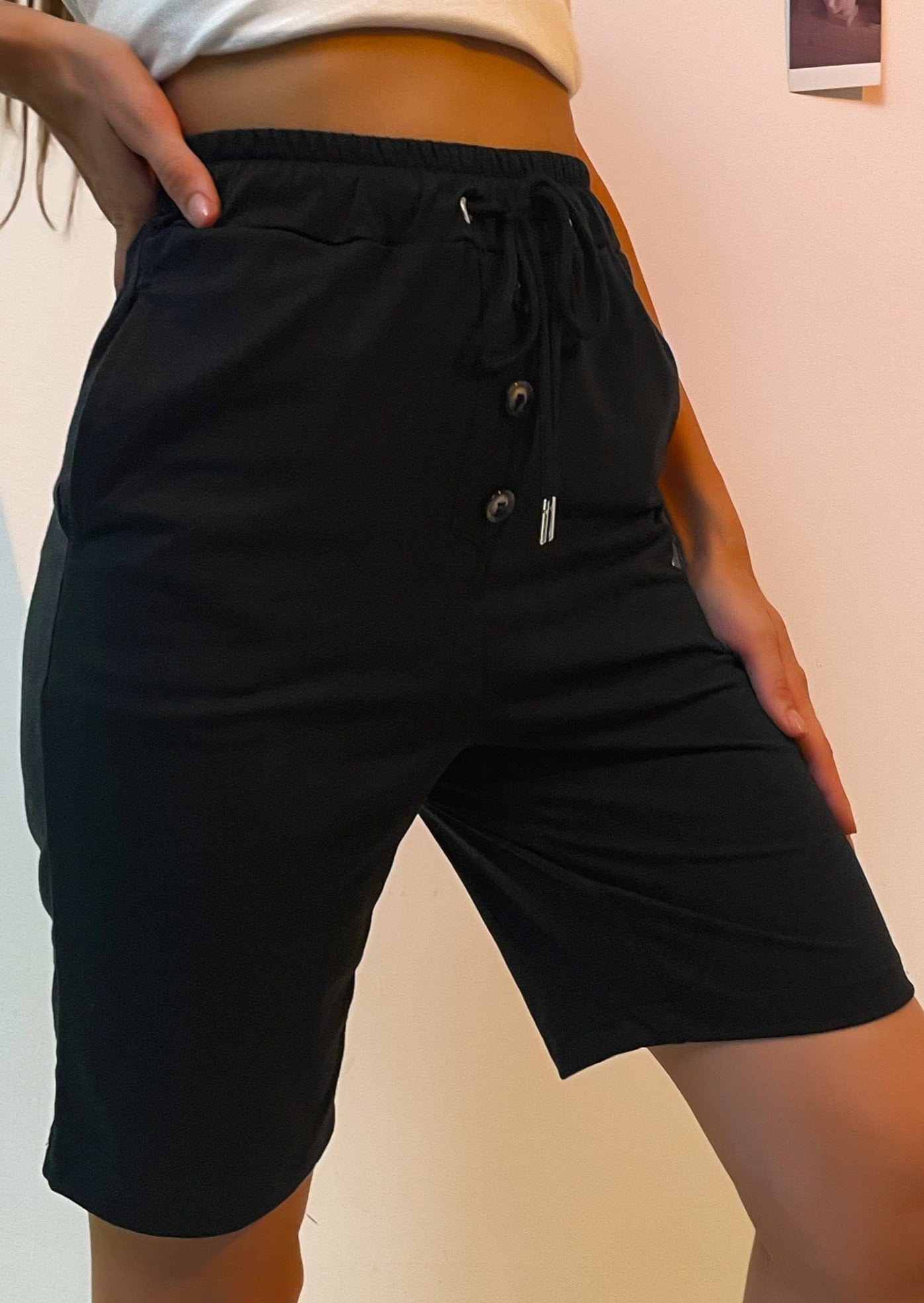 Bermudas con cordón ajustable