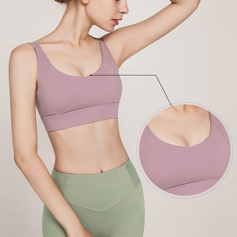 Sujetador deportivo con espalda torcida y doble tirante