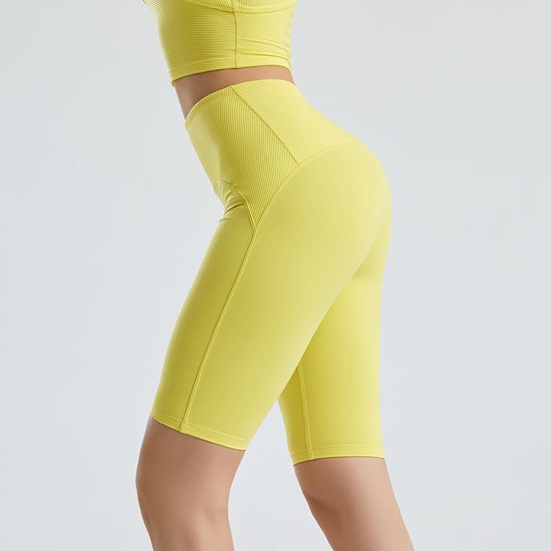 Pantalones cortos de ciclista con costuras de contorno