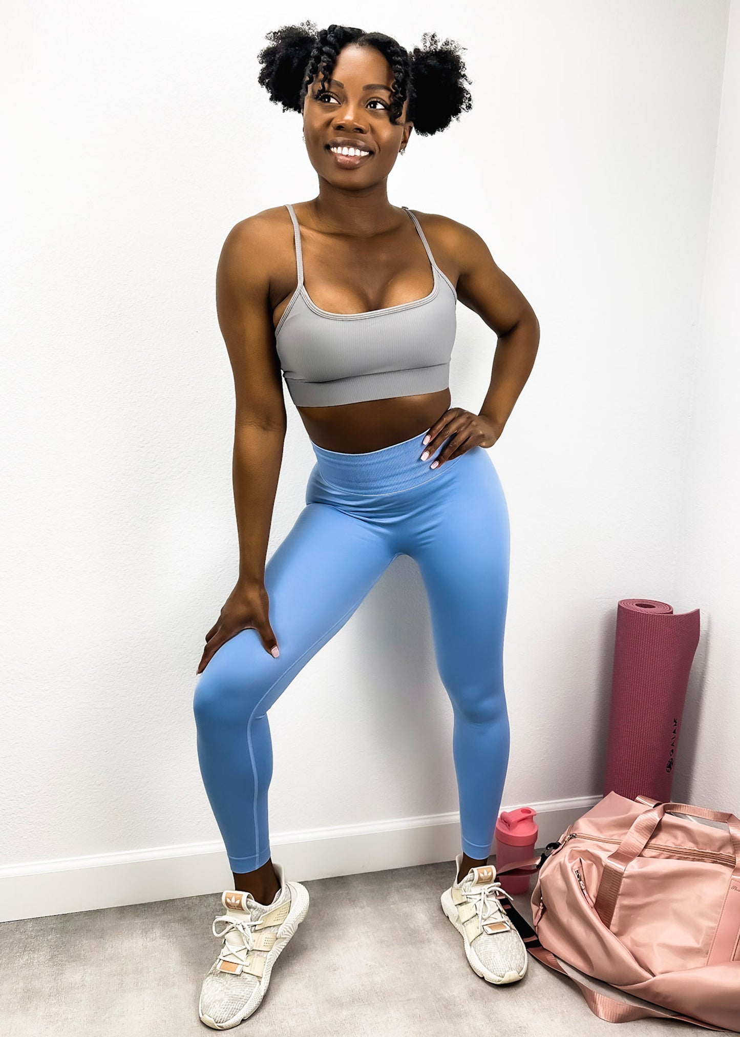 Ribbed Scoop Neck Thin Tank Sports Bra