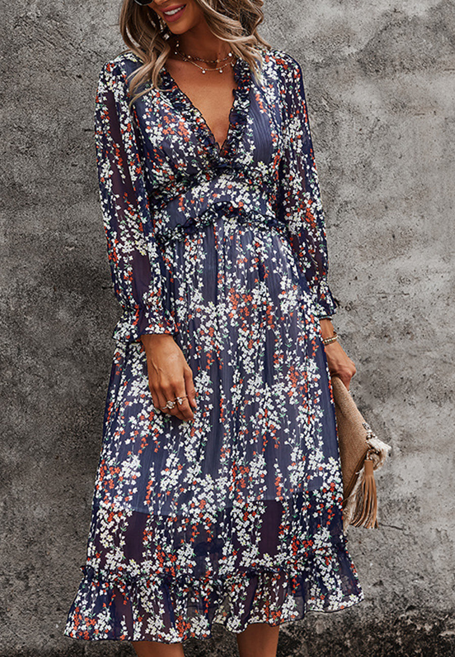 Vestido con escote pronunciado y detalle de volante