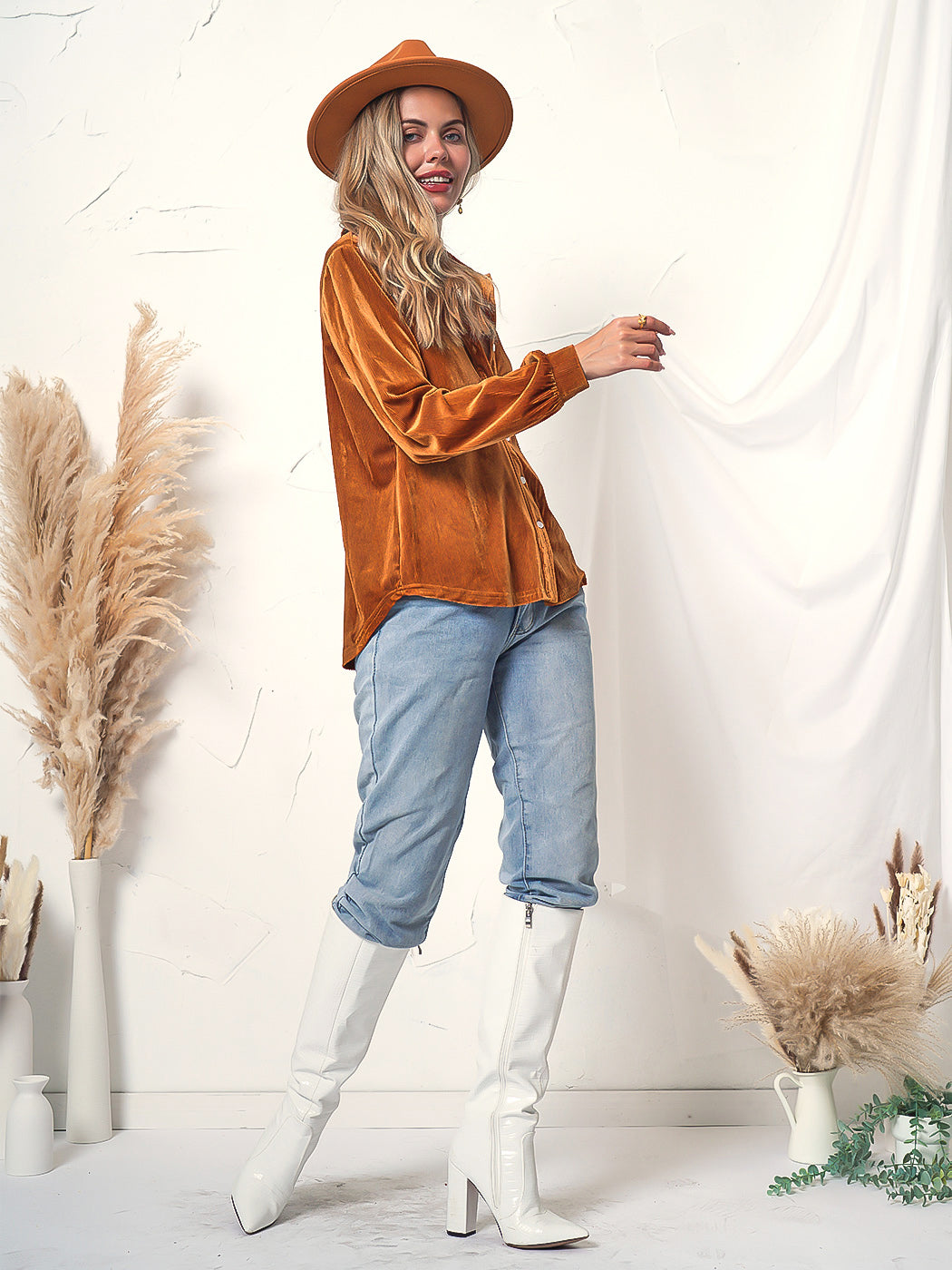 Polo con botones y cuello texturizado