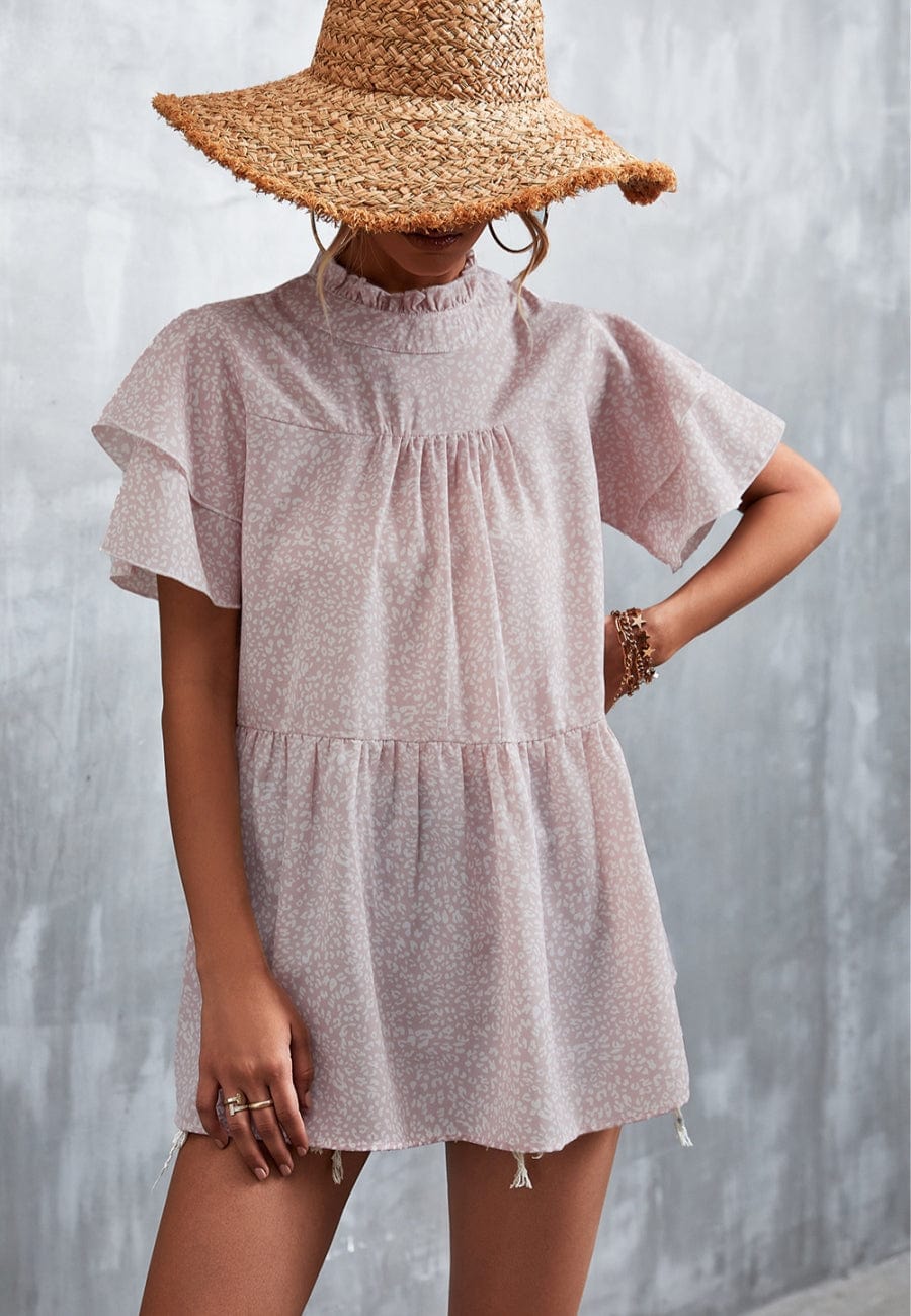Blusa ligera con volados en el cuello