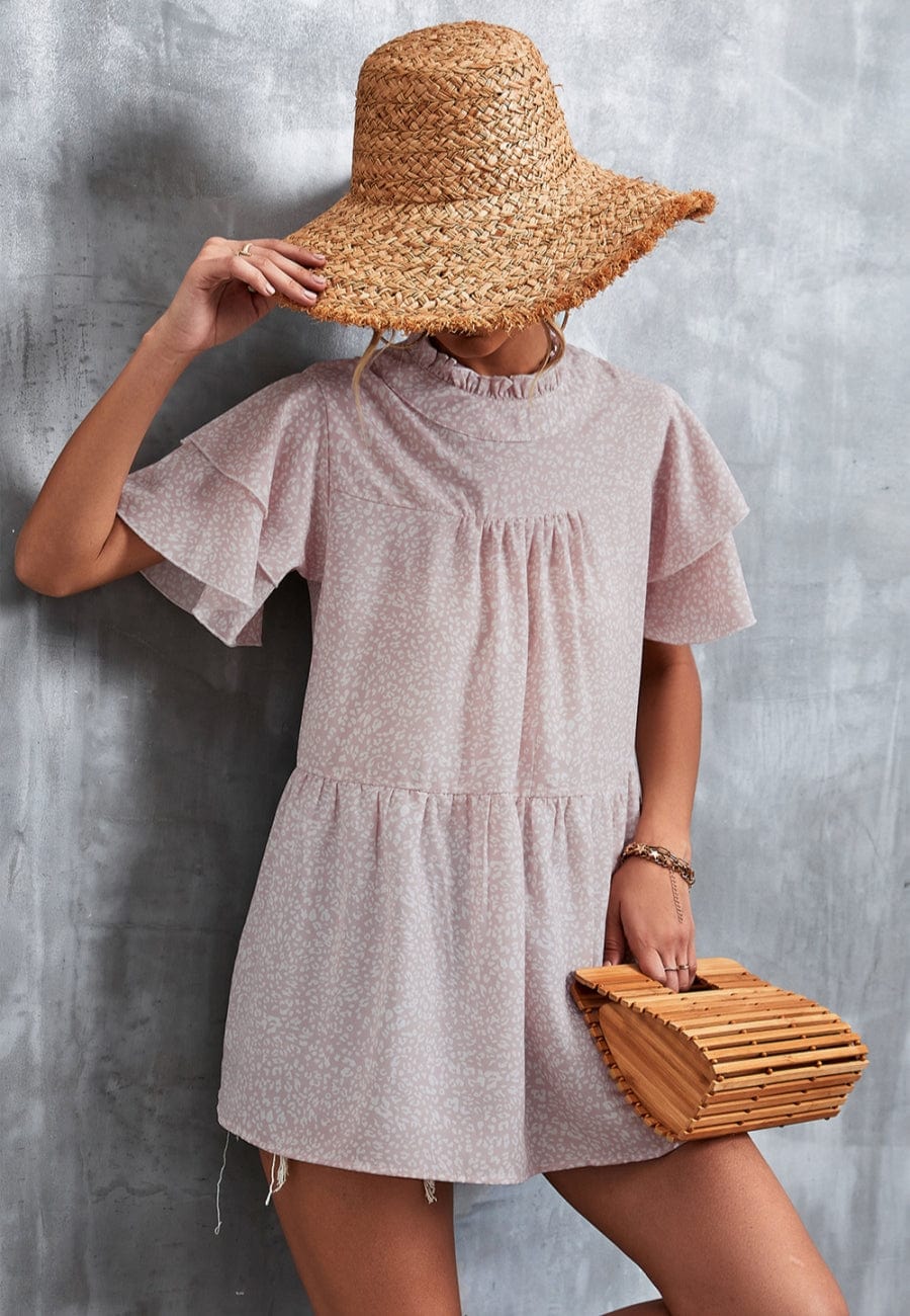 Blusa ligera con volados en el cuello