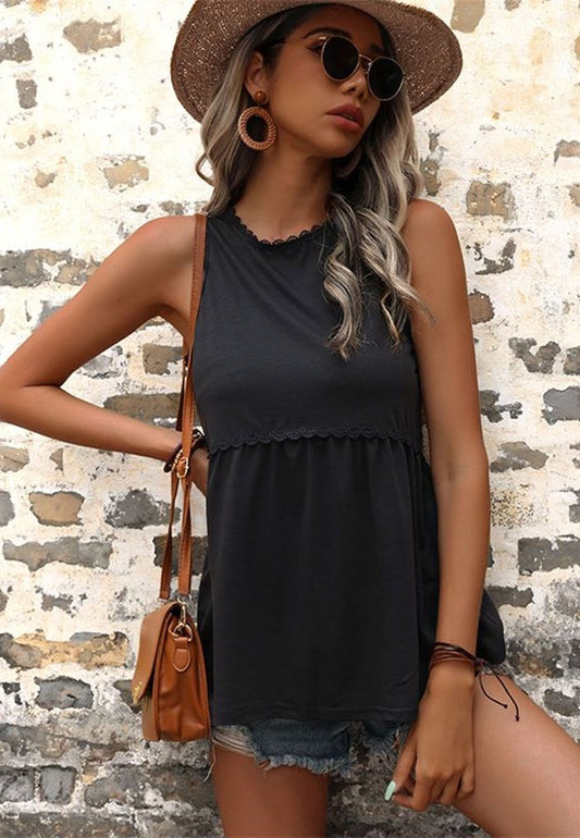 Blusa con ribete de encaje festoneado