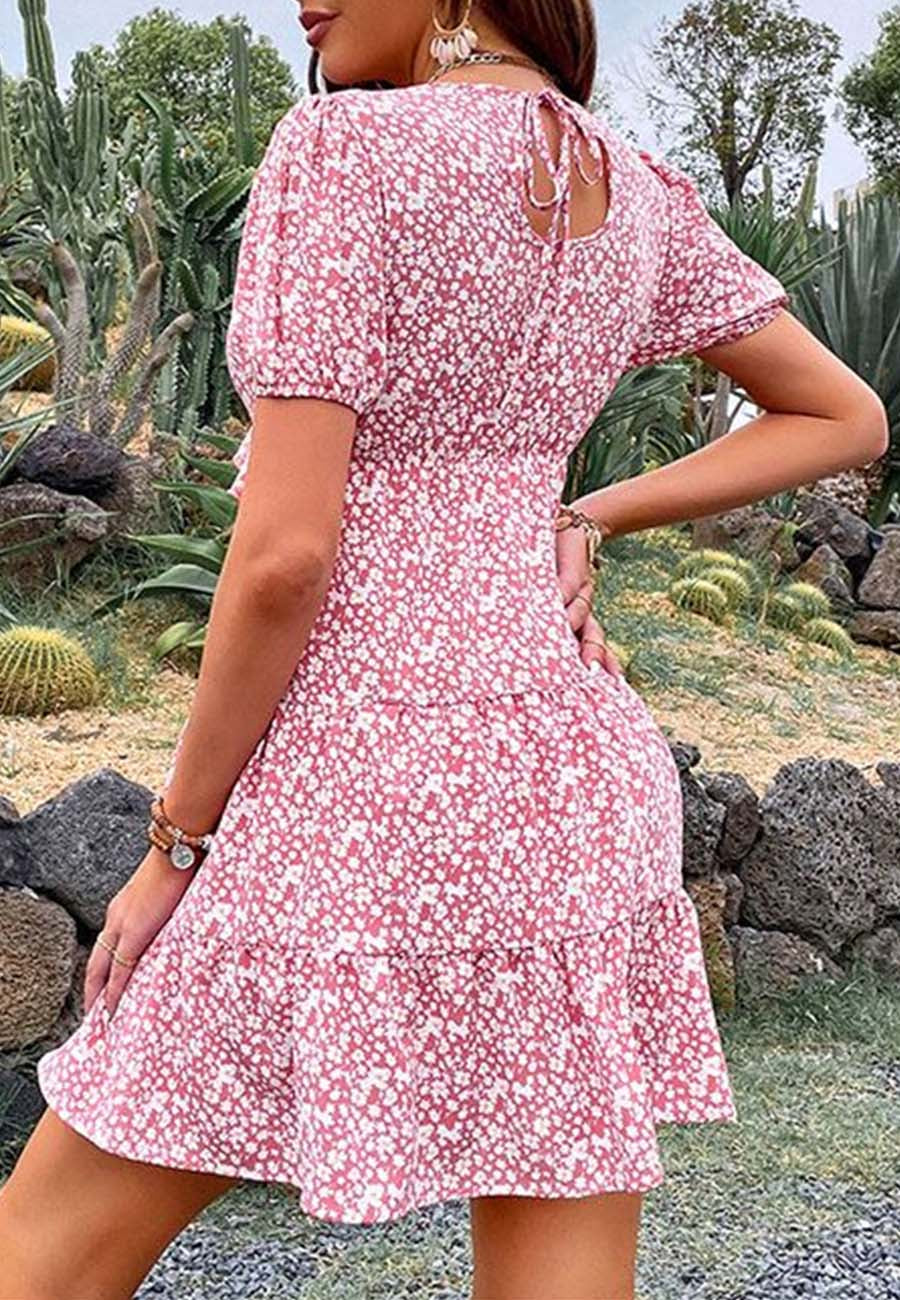 Vestido con volantes y mangas abullonadas