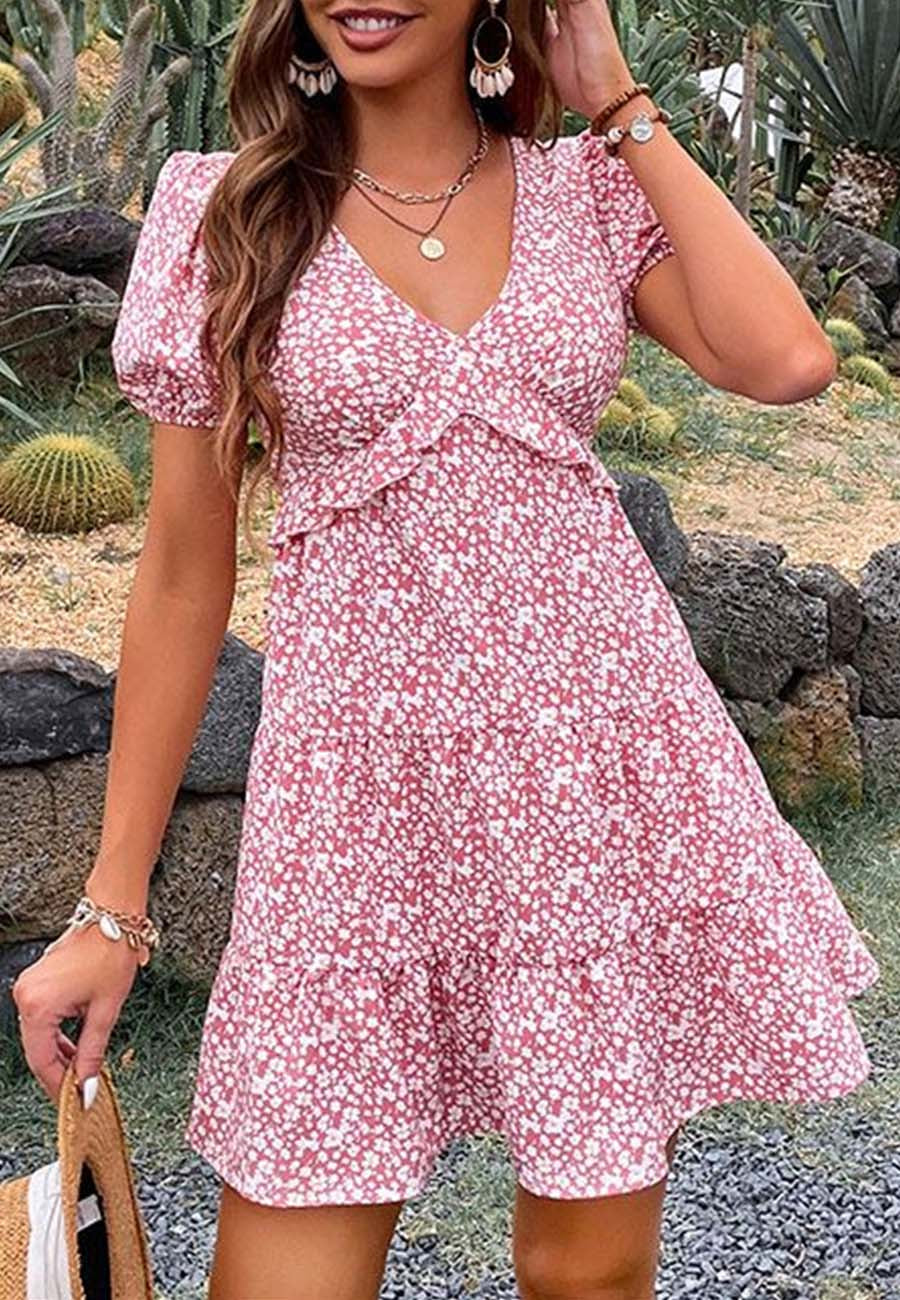 Vestido con volantes y mangas abullonadas