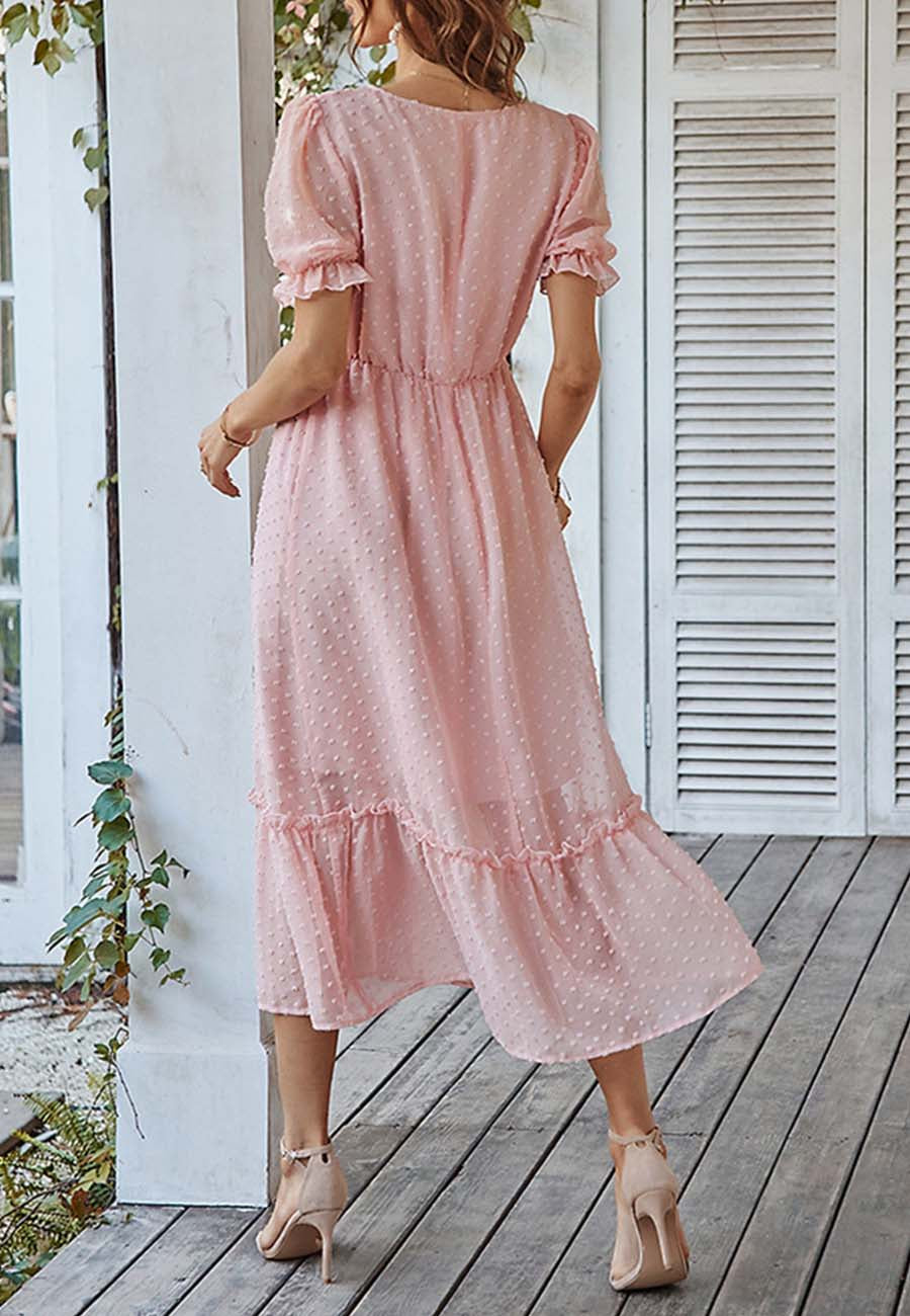 Vestido con dobladillo con volantes y lunares suizos