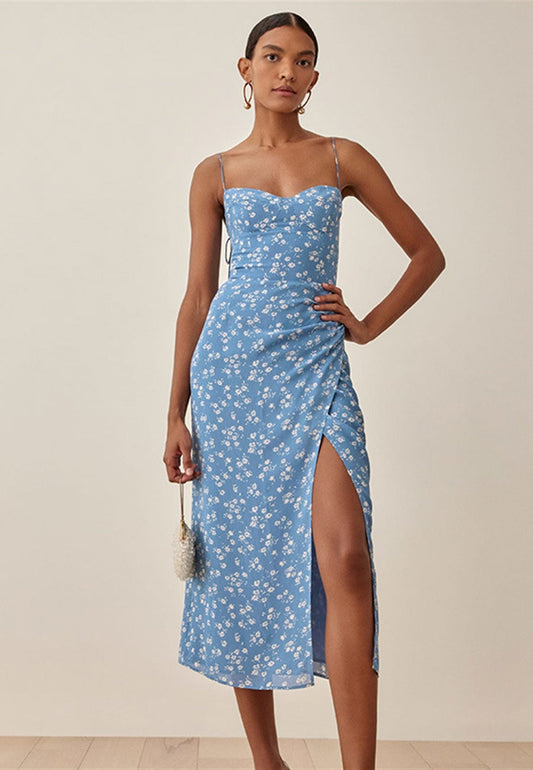 Vestido floral con tirantes anudados en la espalda