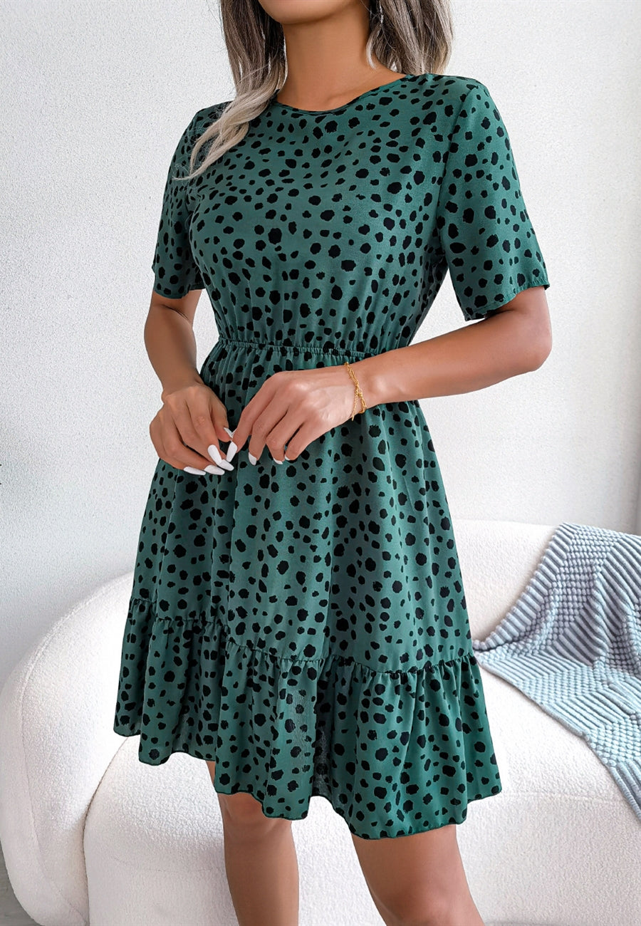 Vestido con dobladillo con volantes y estampado animal