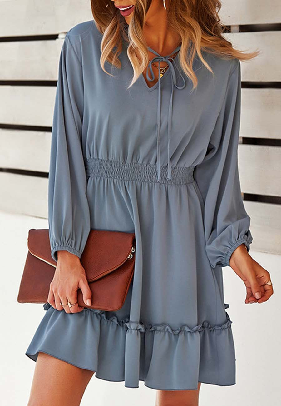 Vestido liso con cintura fruncida