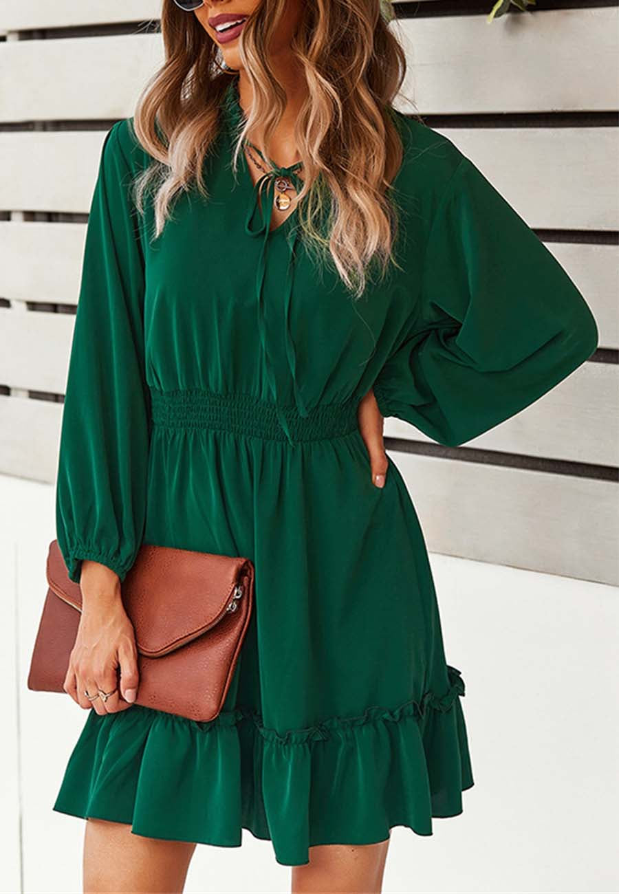 Vestido liso con cintura fruncida
