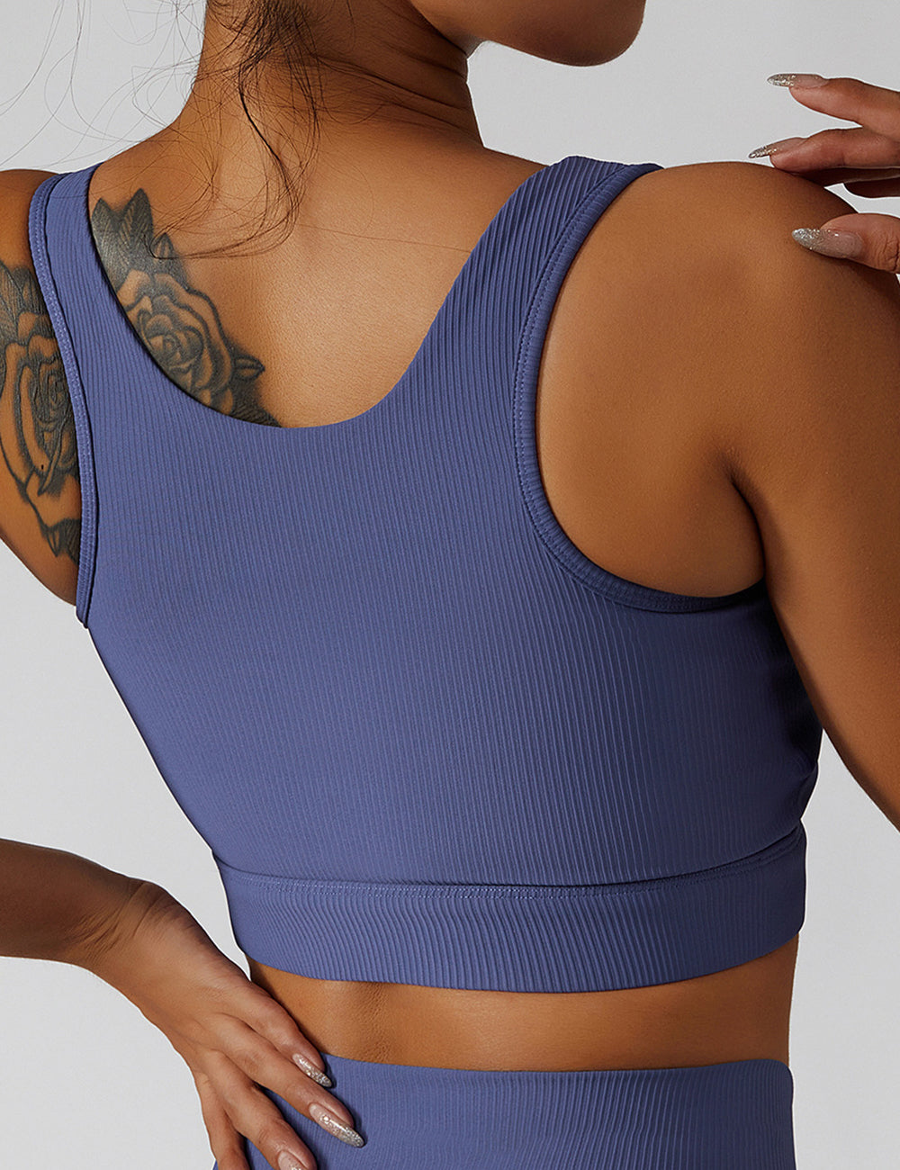 Sujetador deportivo con botones en la parte delantera para fitness