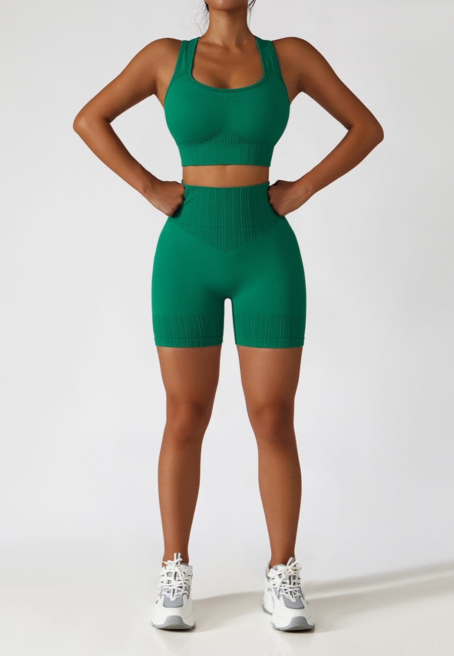 Conjunto de sujetador deportivo con espalda cruzada y pantalones cortos moldeadores de cintura alta