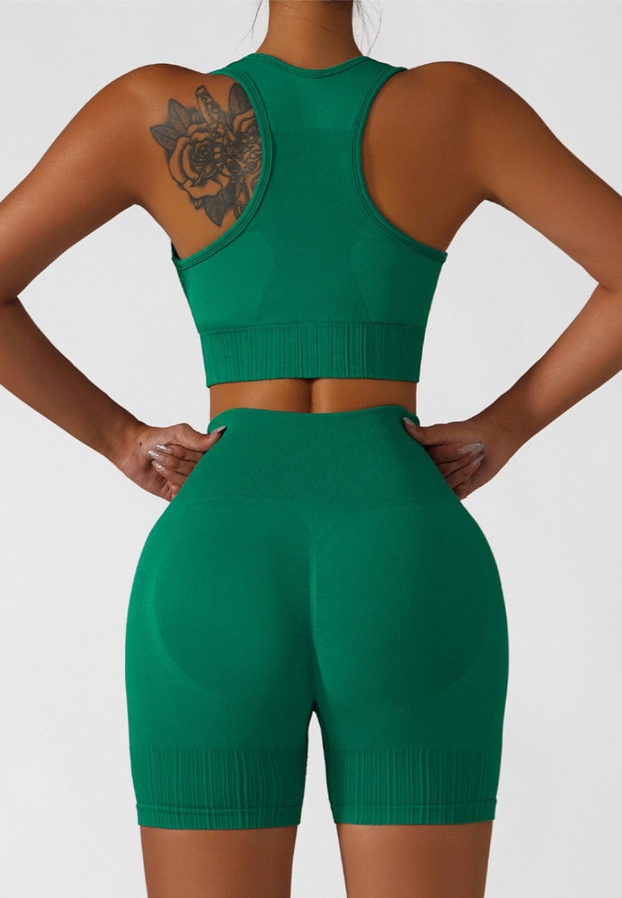 Conjunto de sujetador deportivo con espalda cruzada y pantalones cortos moldeadores de cintura alta