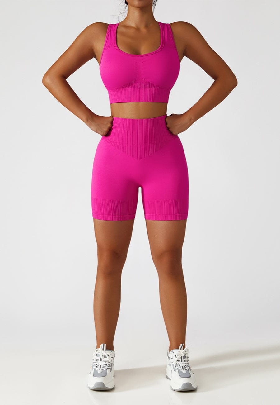Conjunto de sujetador deportivo con espalda cruzada y pantalones cortos moldeadores de cintura alta