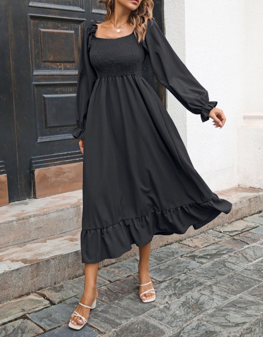 Vestido midi fruncido con escote cuadrado