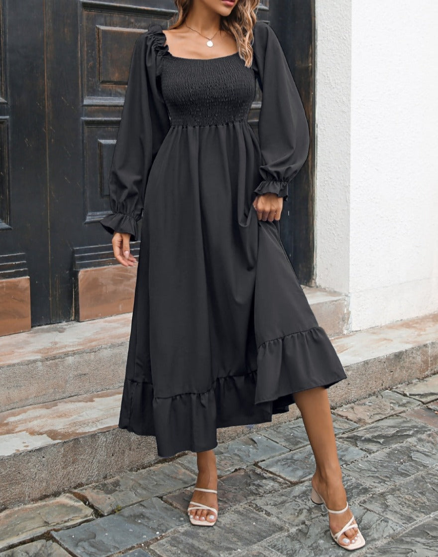 Vestido midi fruncido con escote cuadrado