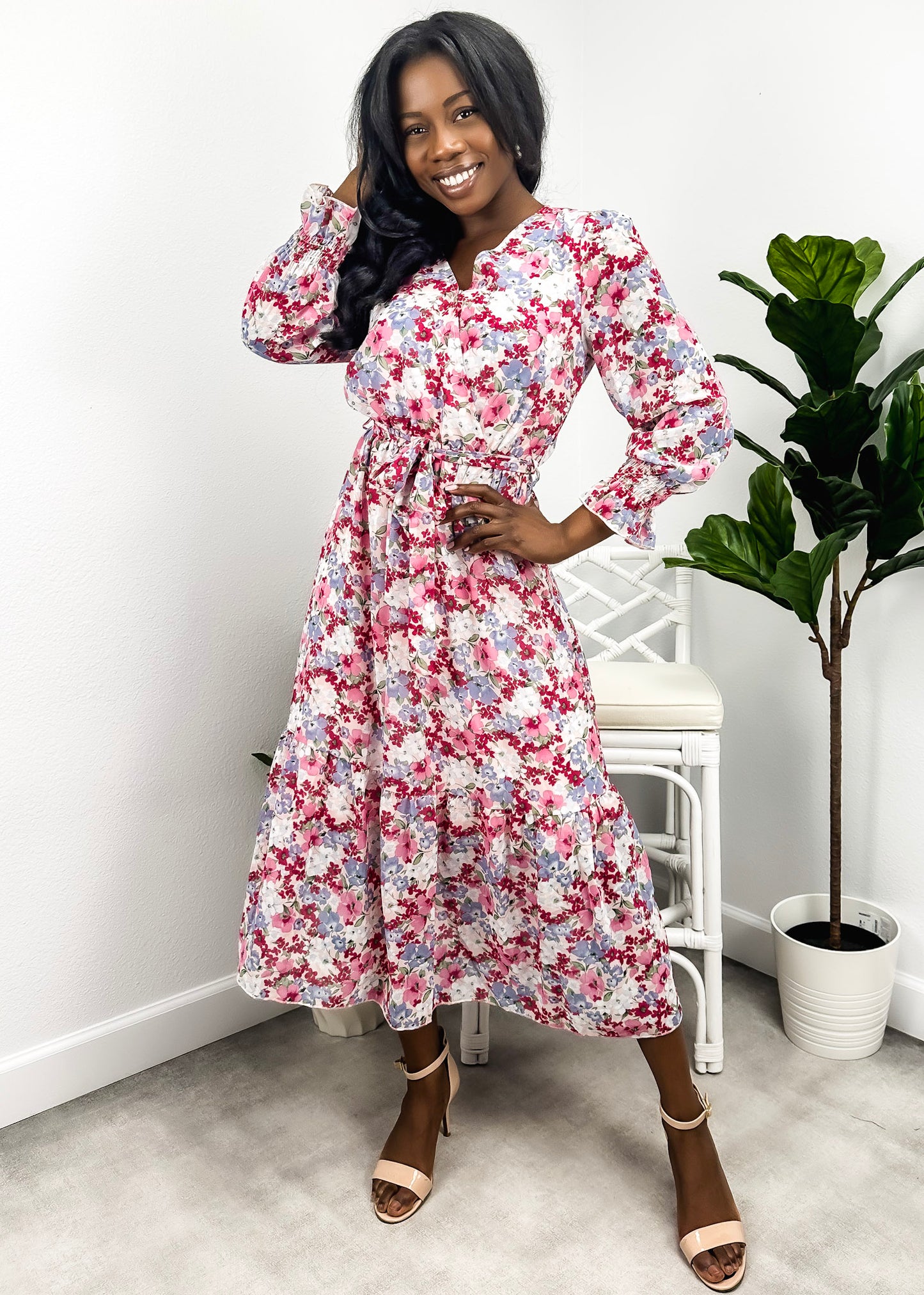 Vestido cruzado ligero con estampado floral