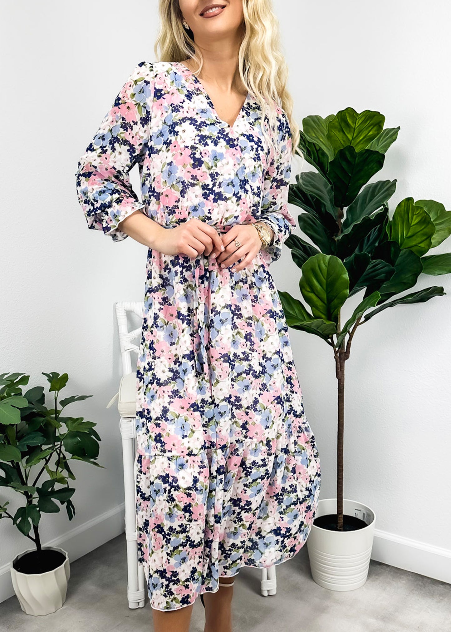 Vestido cruzado ligero con estampado floral