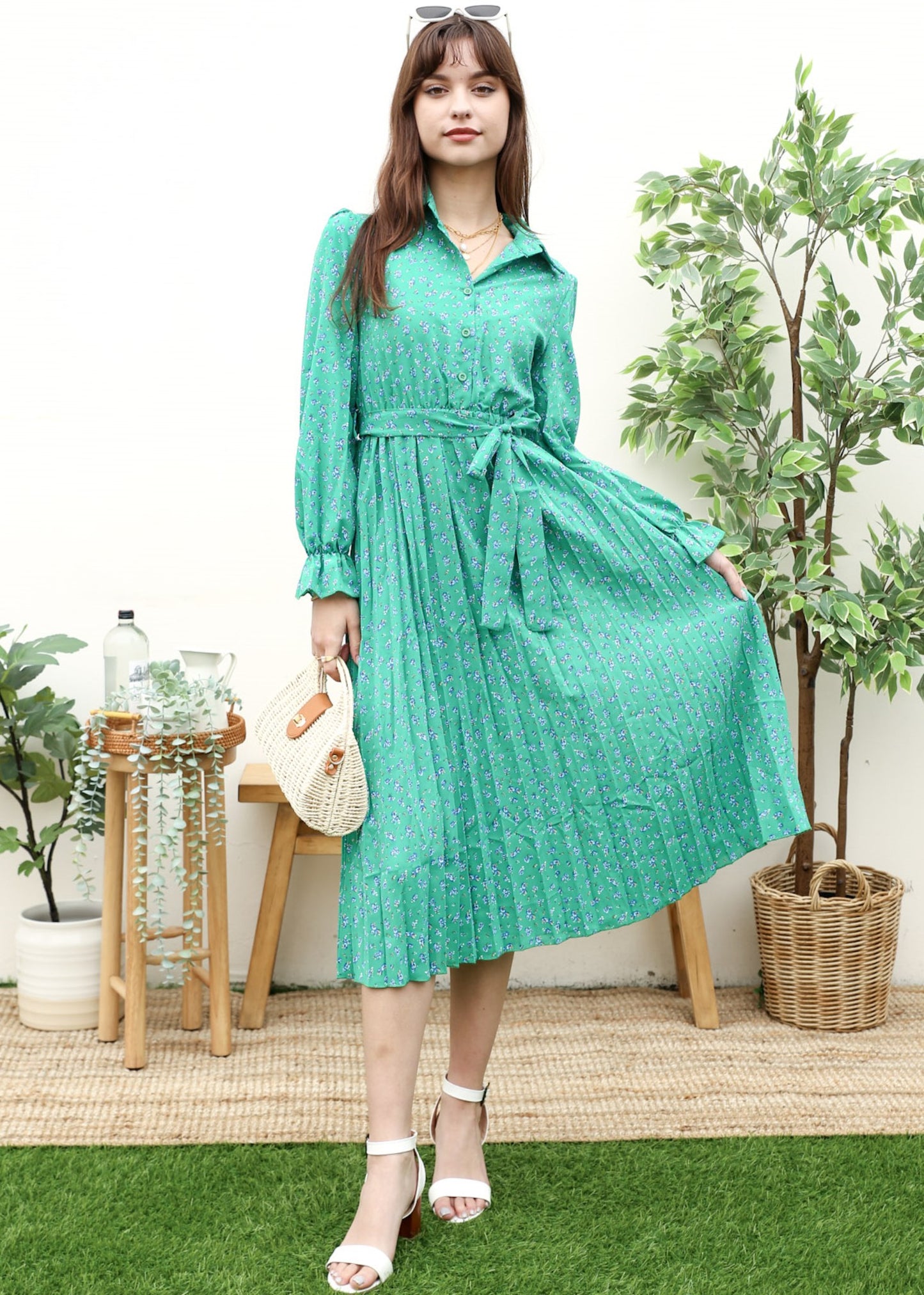 Floral Collared Pleated Dress