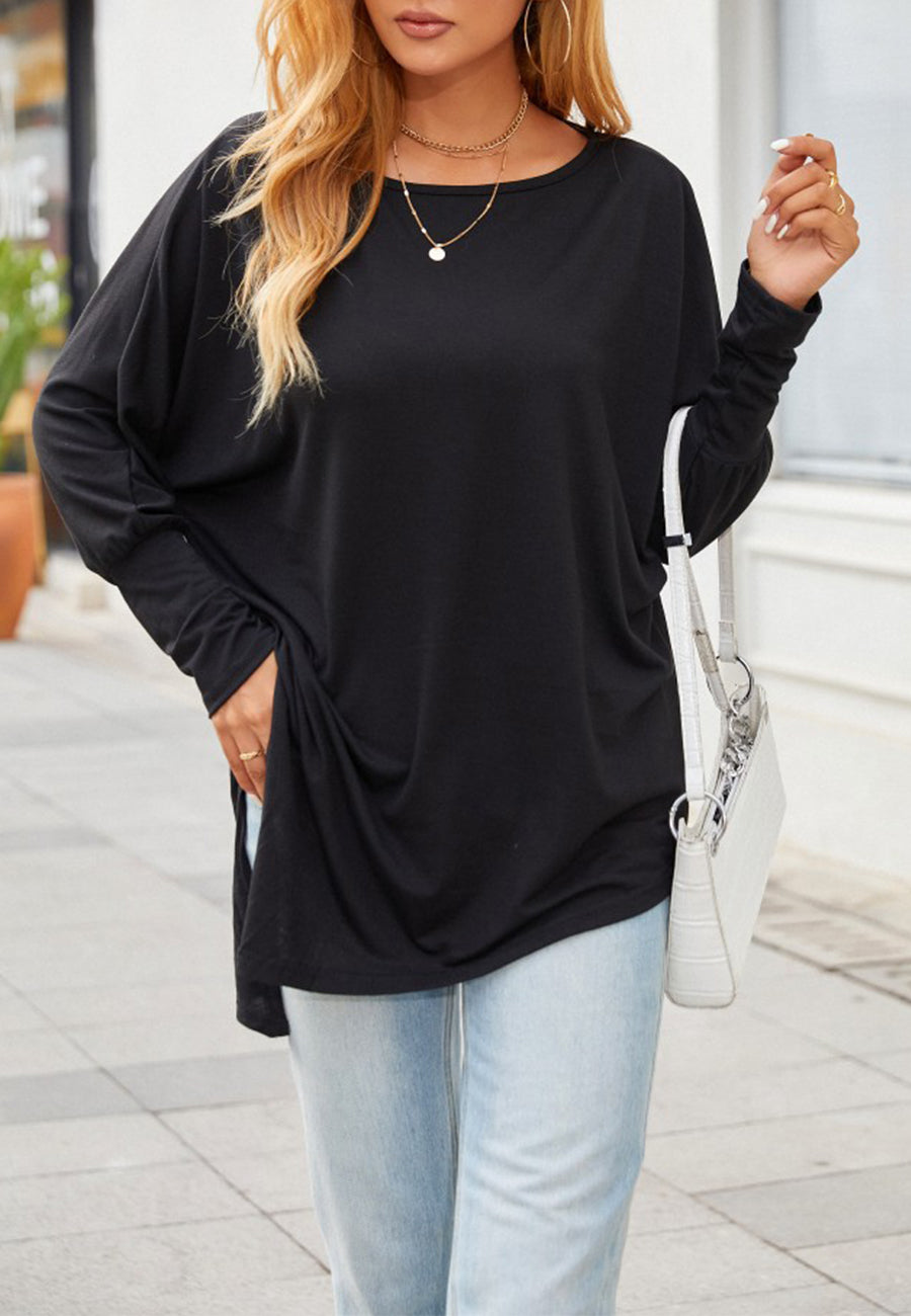 Blusa con abertura lateral y dobladillo asimétrico