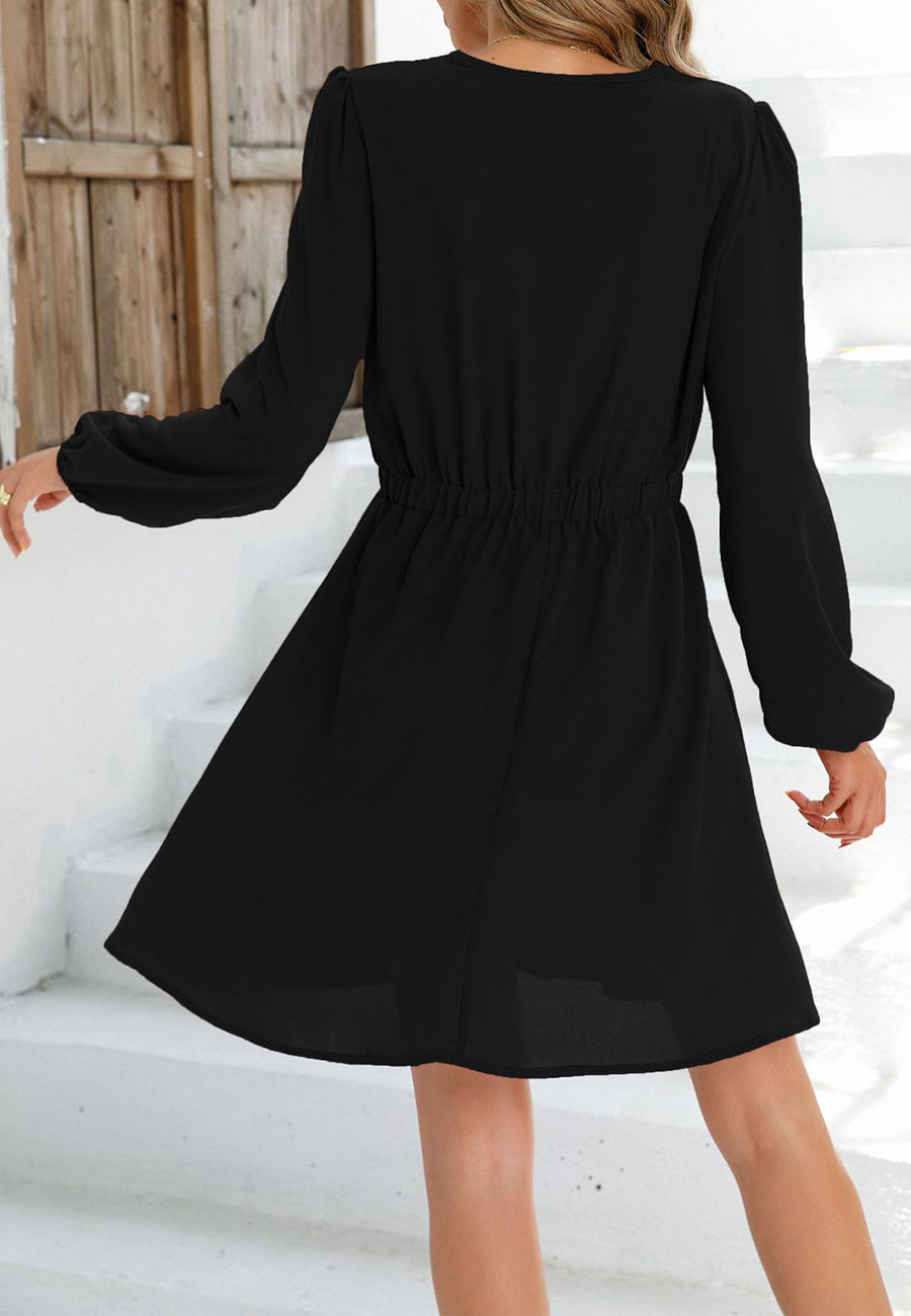 Vestido con escote en V y ribete de crochet