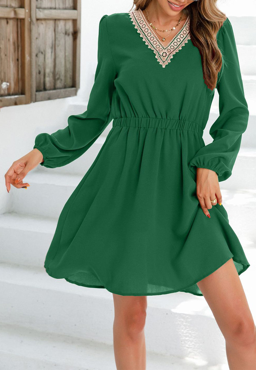 Vestido con escote en V y ribete de crochet