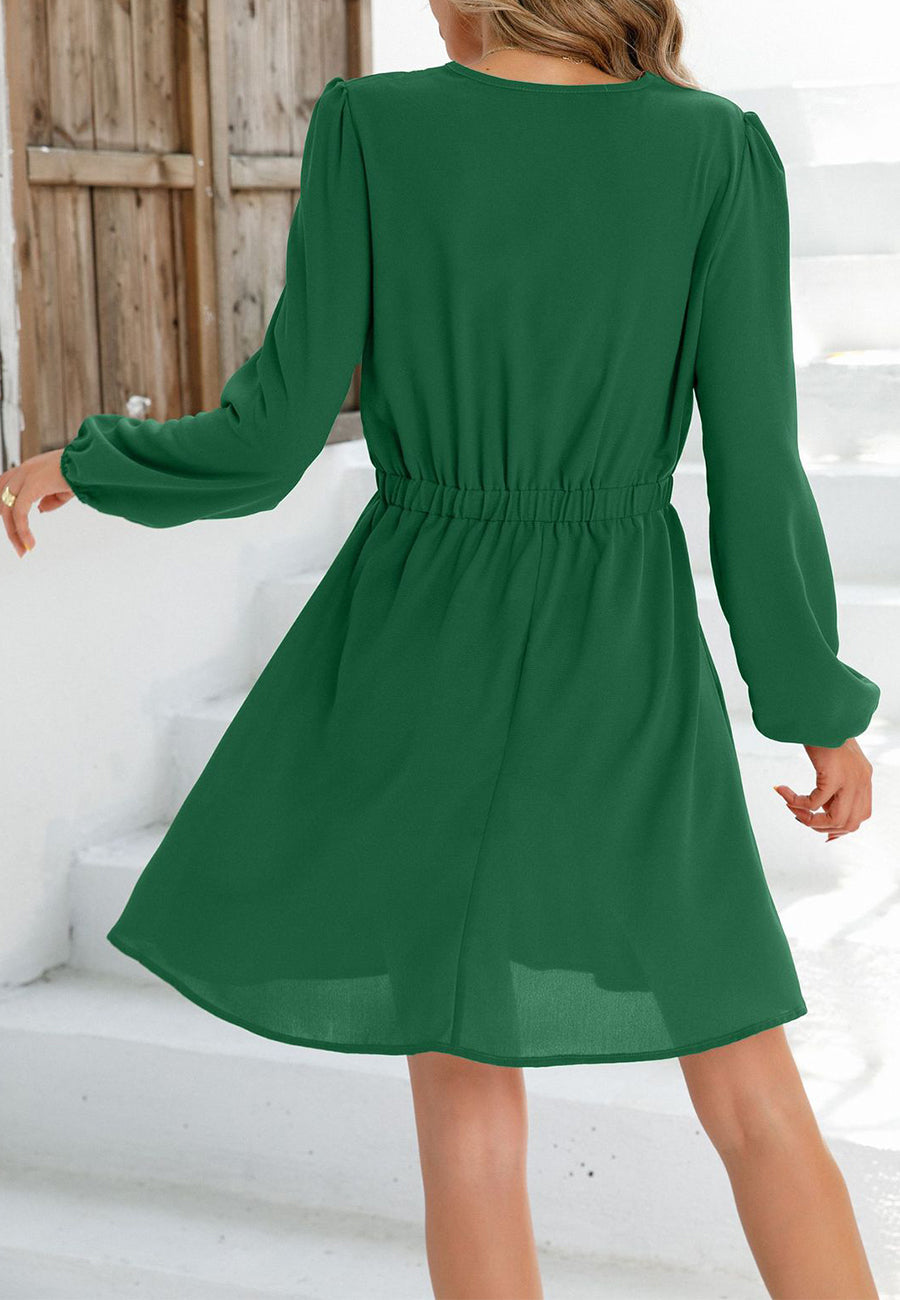 Vestido con escote en V y ribete de crochet