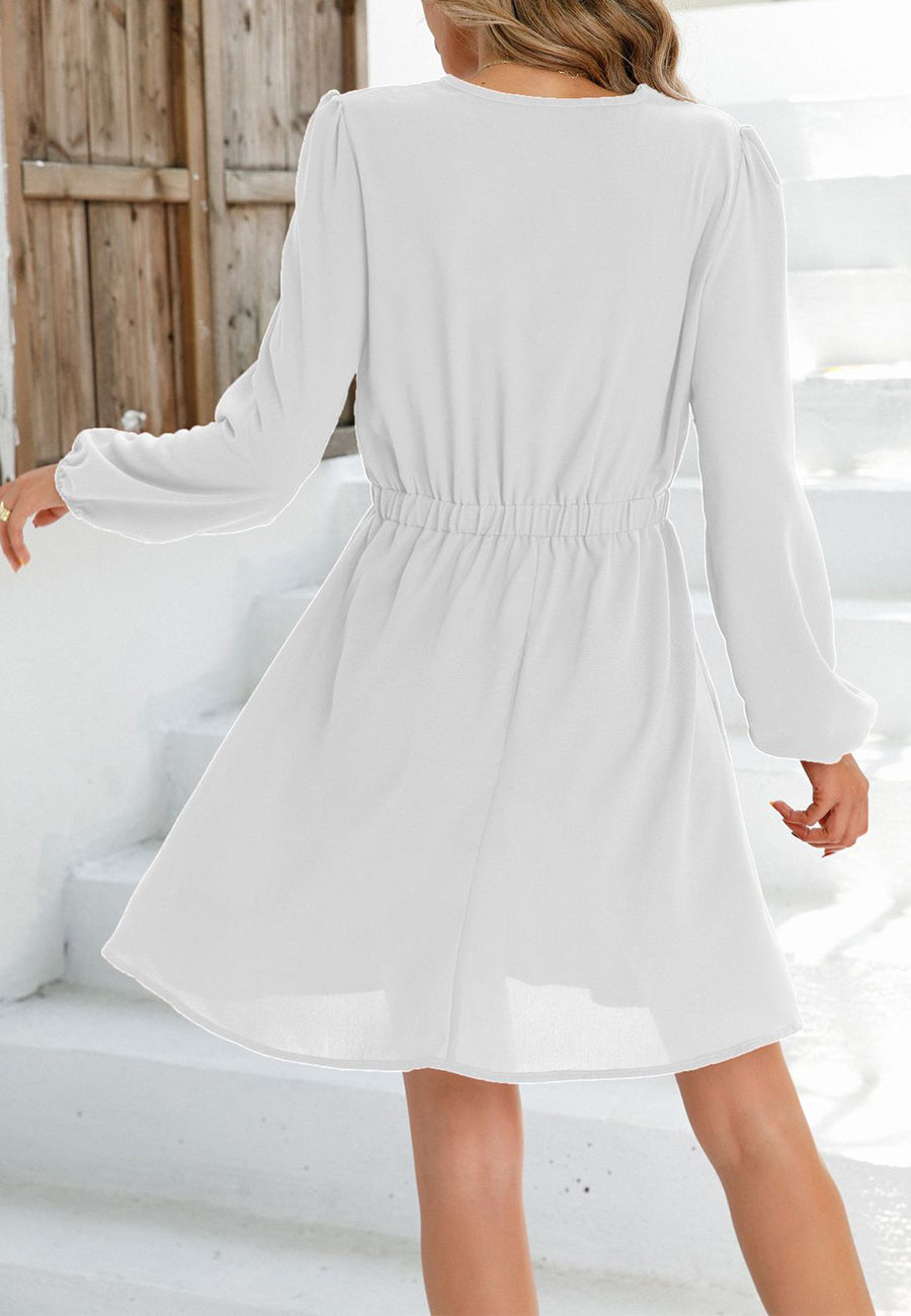Vestido con escote en V y ribete de crochet