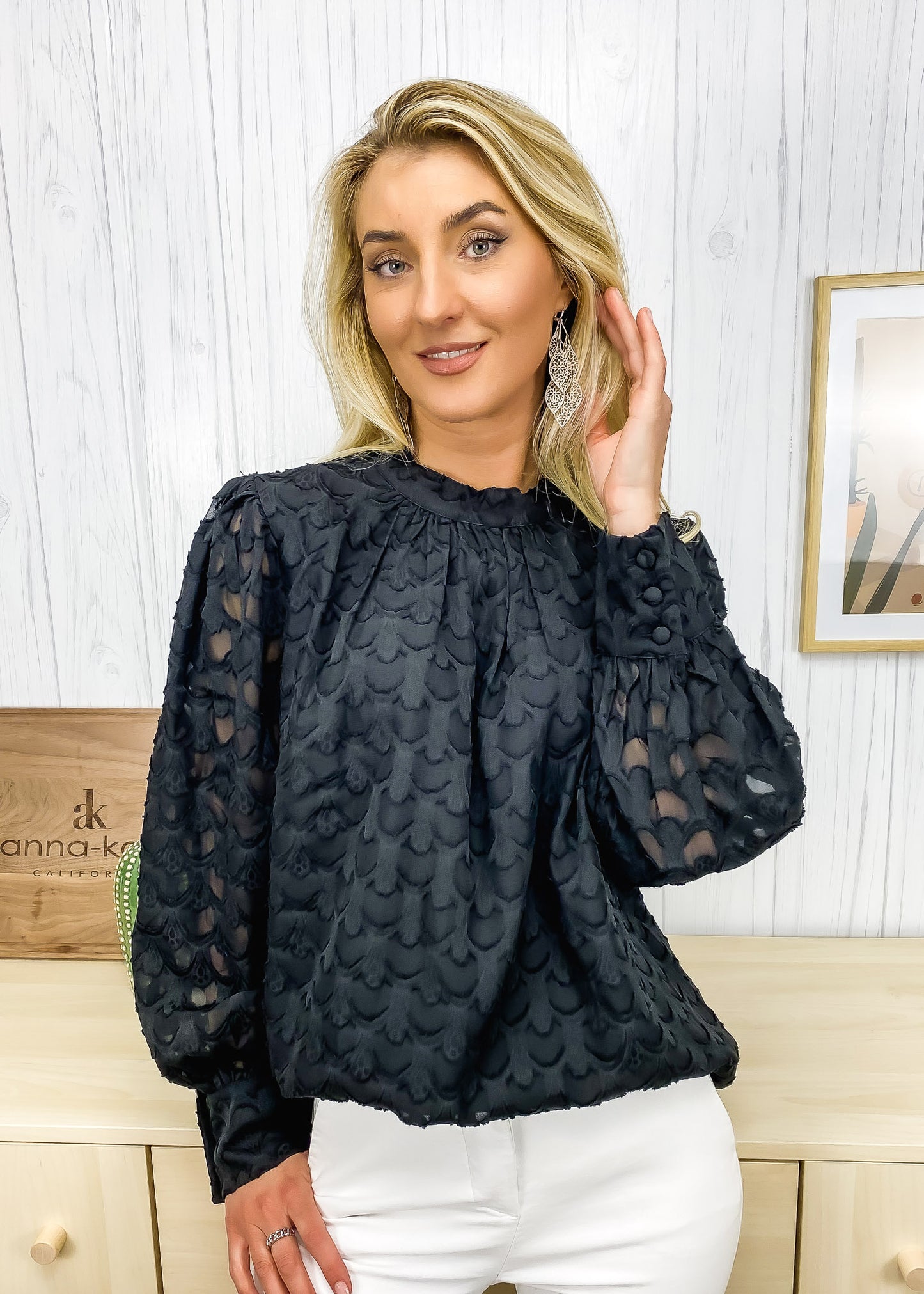 Geometric Pattern Tie Back Blouse