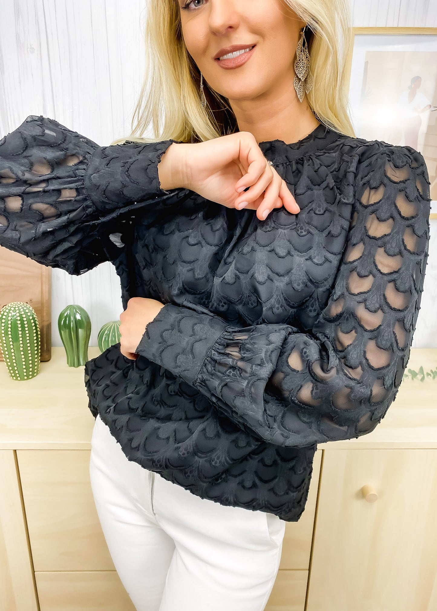 Geometric Pattern Tie Back Blouse
