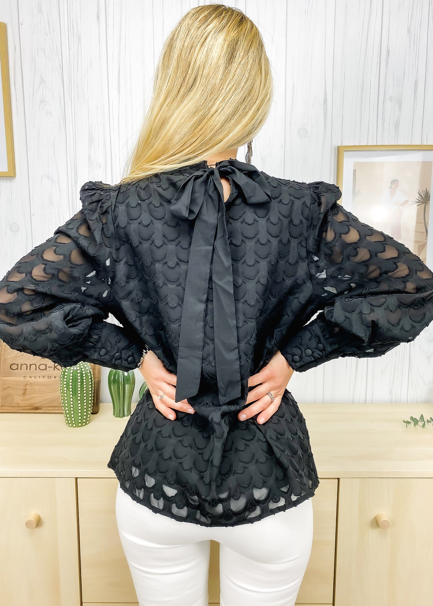 Geometric Pattern Tie Back Blouse