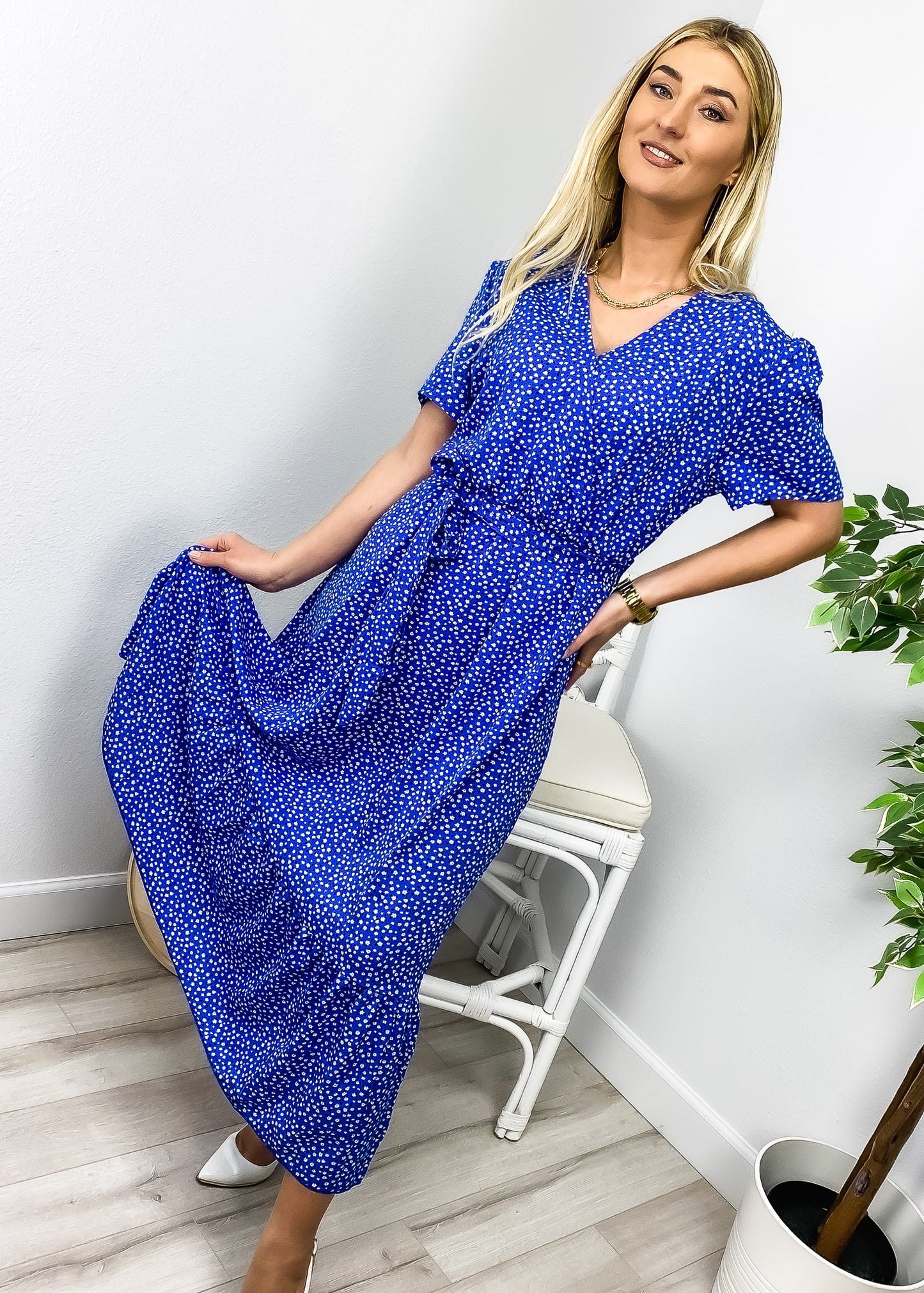 Ditsy Floral Ruffle Hem Midi Dress