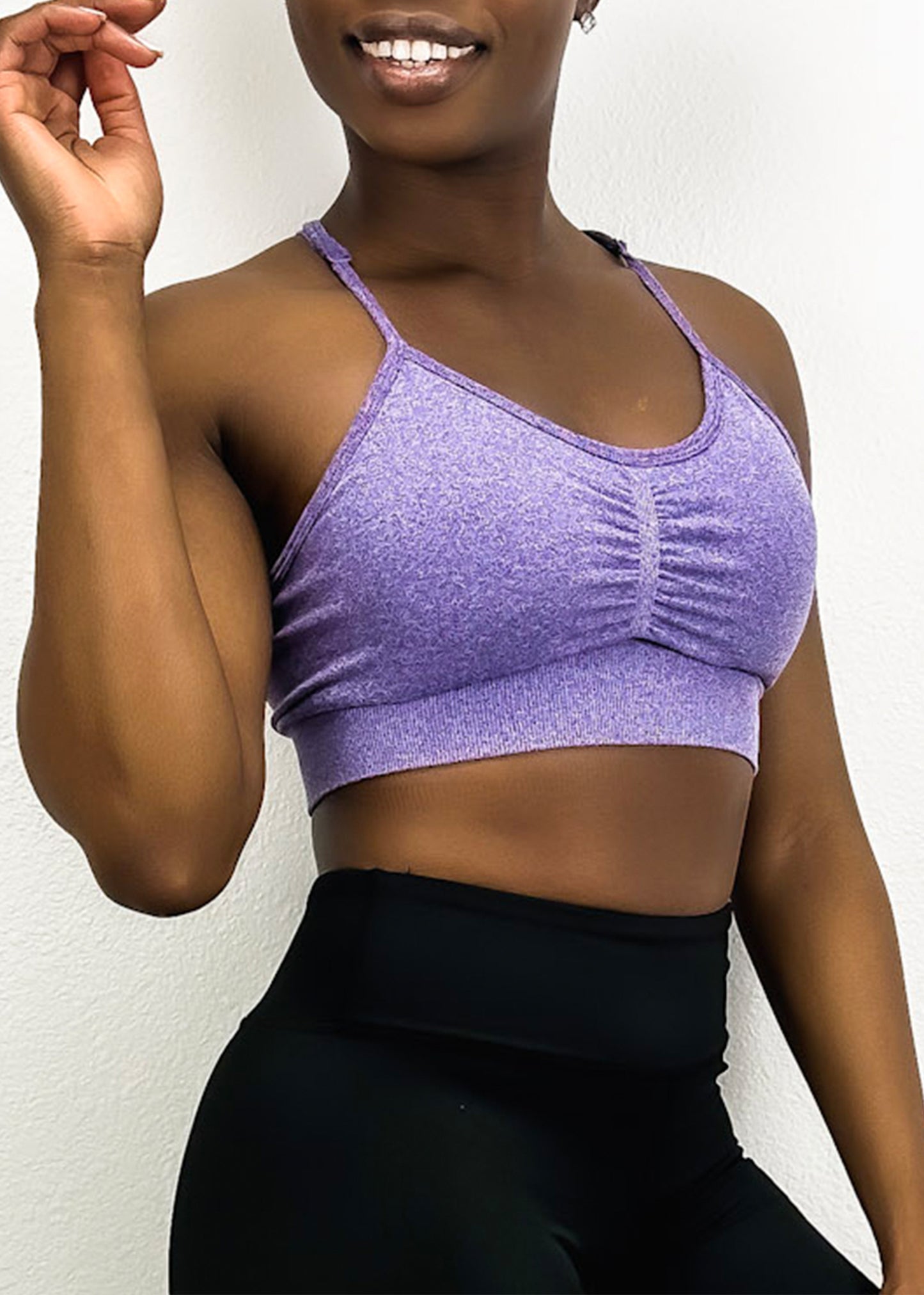 Sujetador deportivo clásico con escote redondo