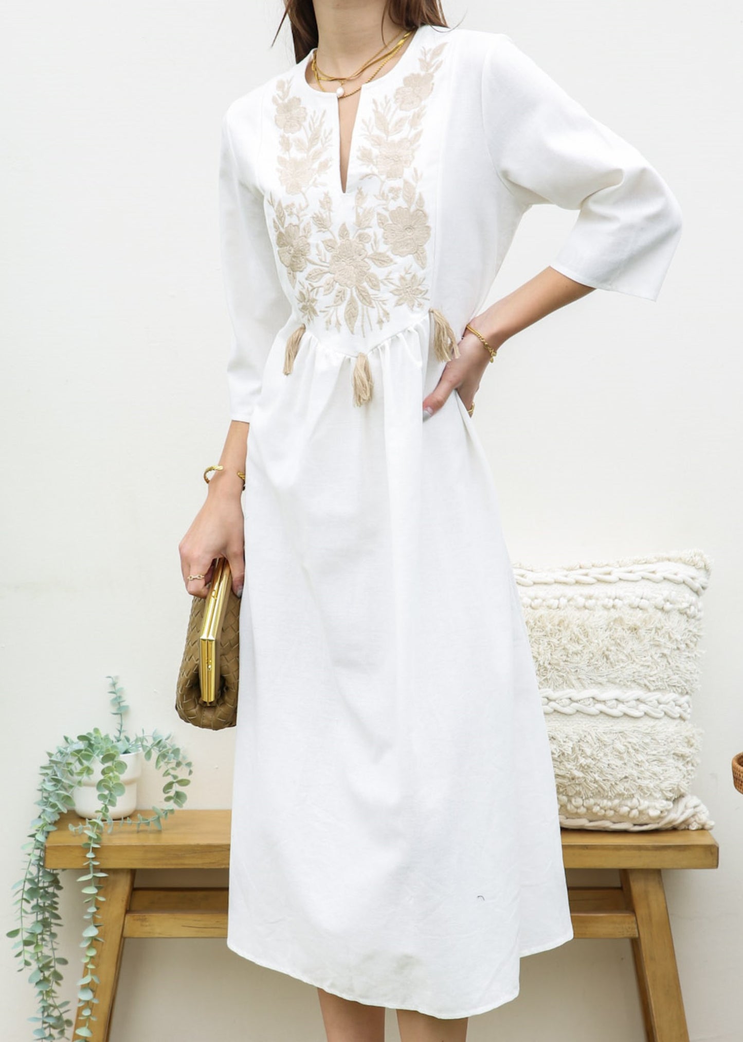 Lace Detail Kaftan Dress