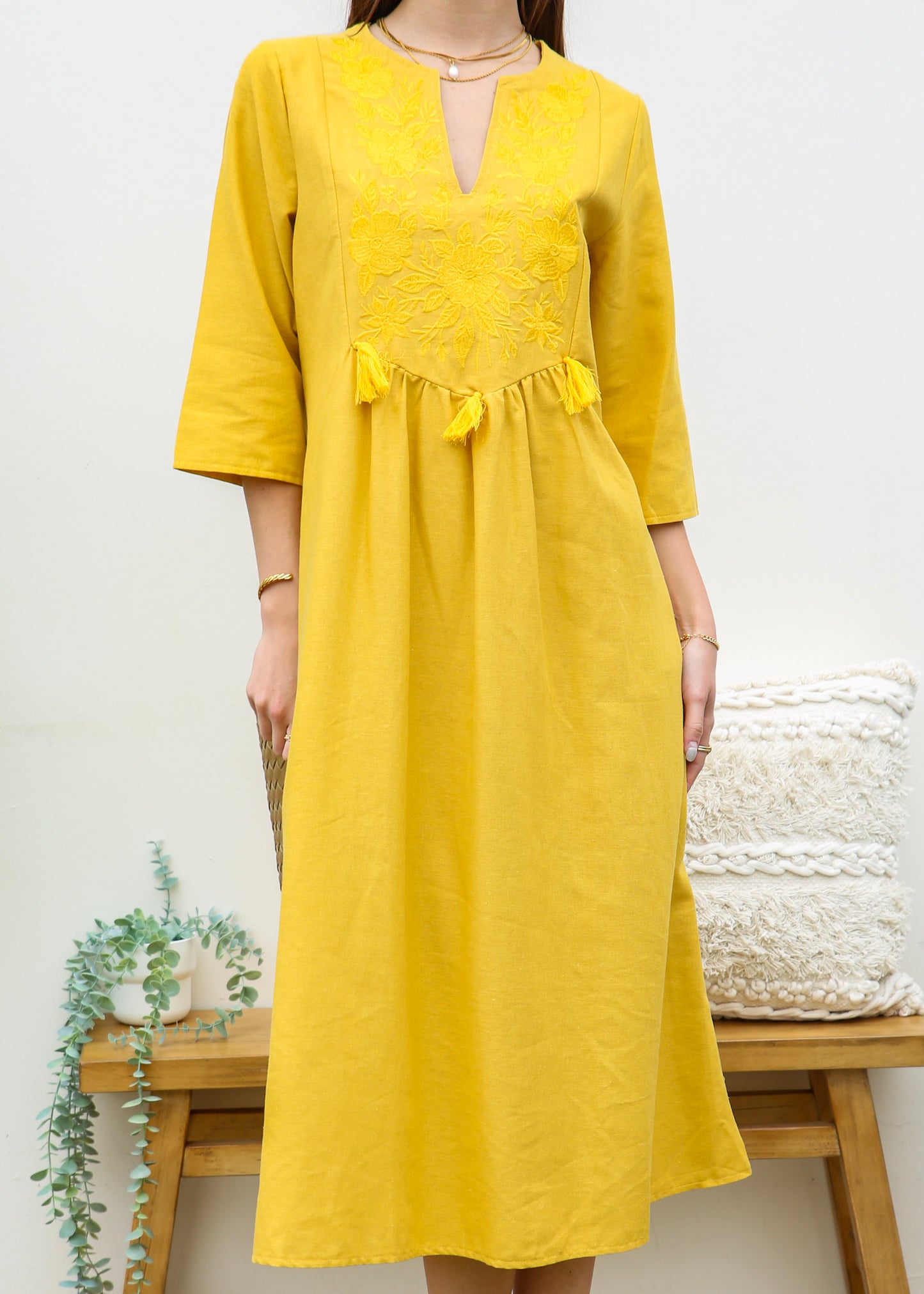 Lace Detail Kaftan Dress